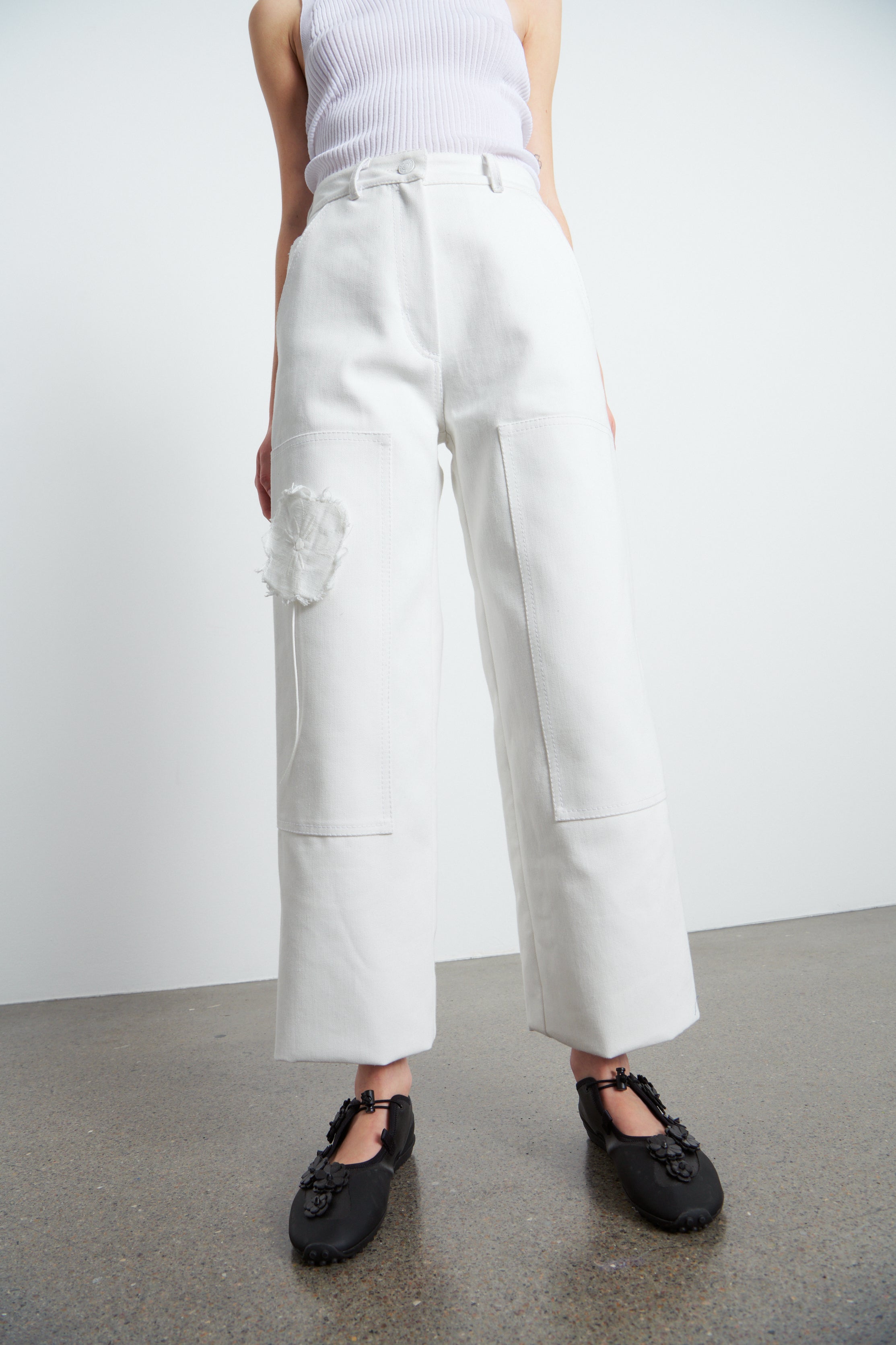 SUSAN | TROUSER DENIM WITH PATCHES WHITE