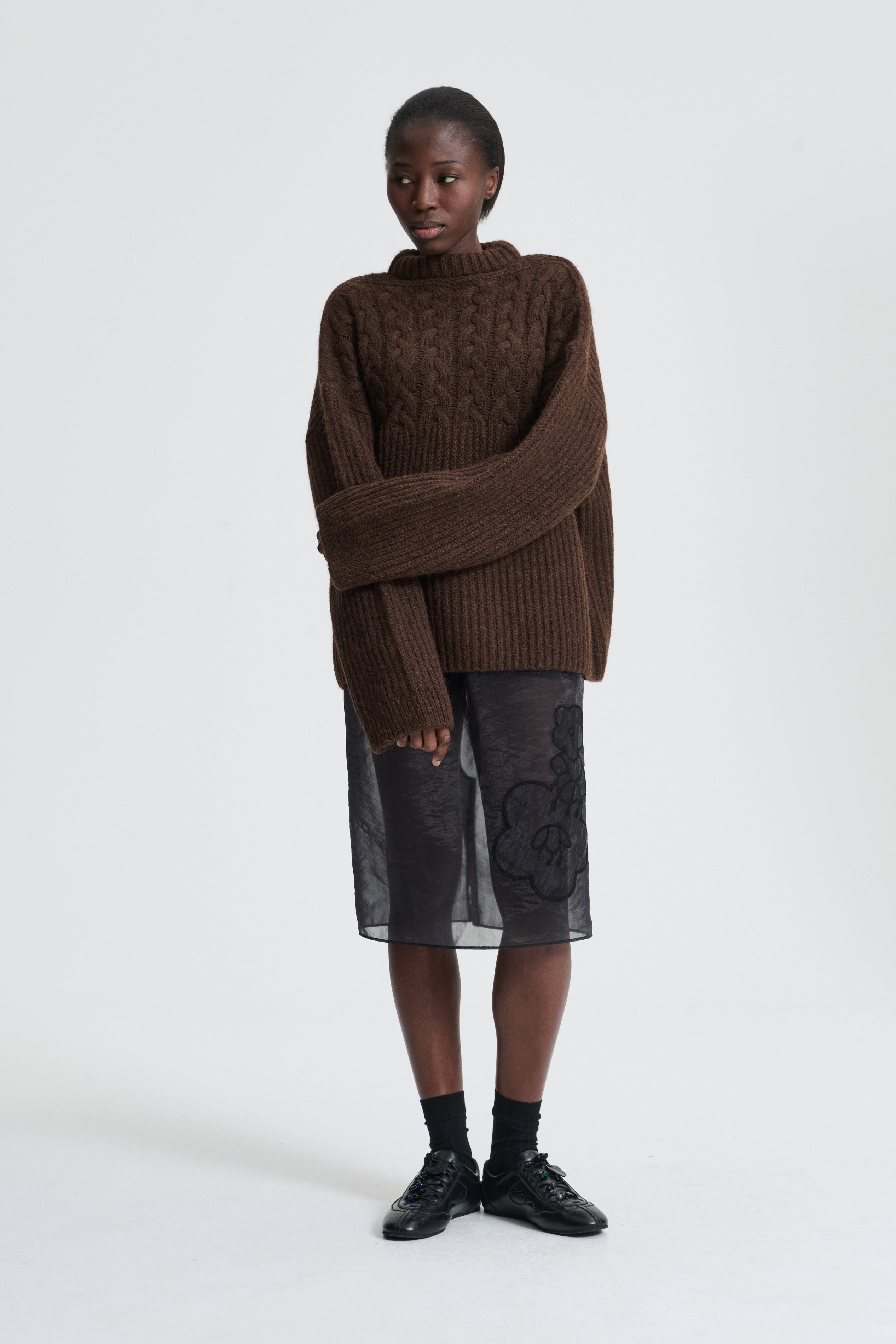 COMOLI ダークブラウン 100%ヘンプニット COMOLI ダークブラウン 100%ヘンプニット COMOLI ダークブラウン 100