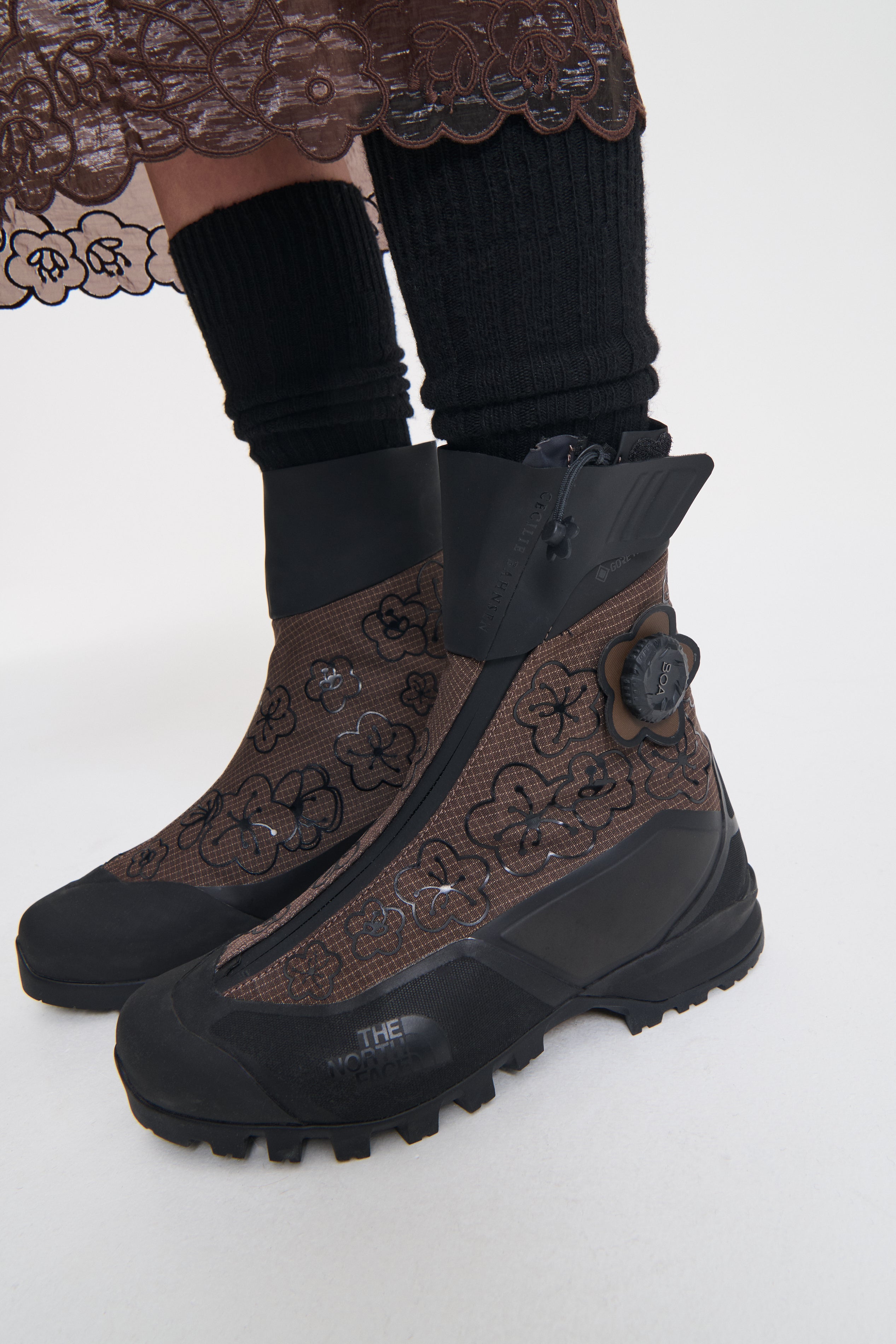 cecilie bahnsen x the north face ブーツ THE NORTH FACE X CECILIE BAHNSEN SARIT VERTO SA GORE-TEX® BOOT | BROWN