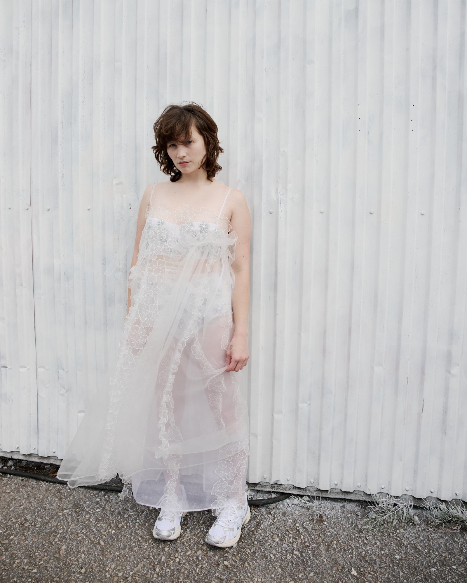 OSWALD | DRESS MAGNOLIA EMBROIDERY WHITE - LOOK 1