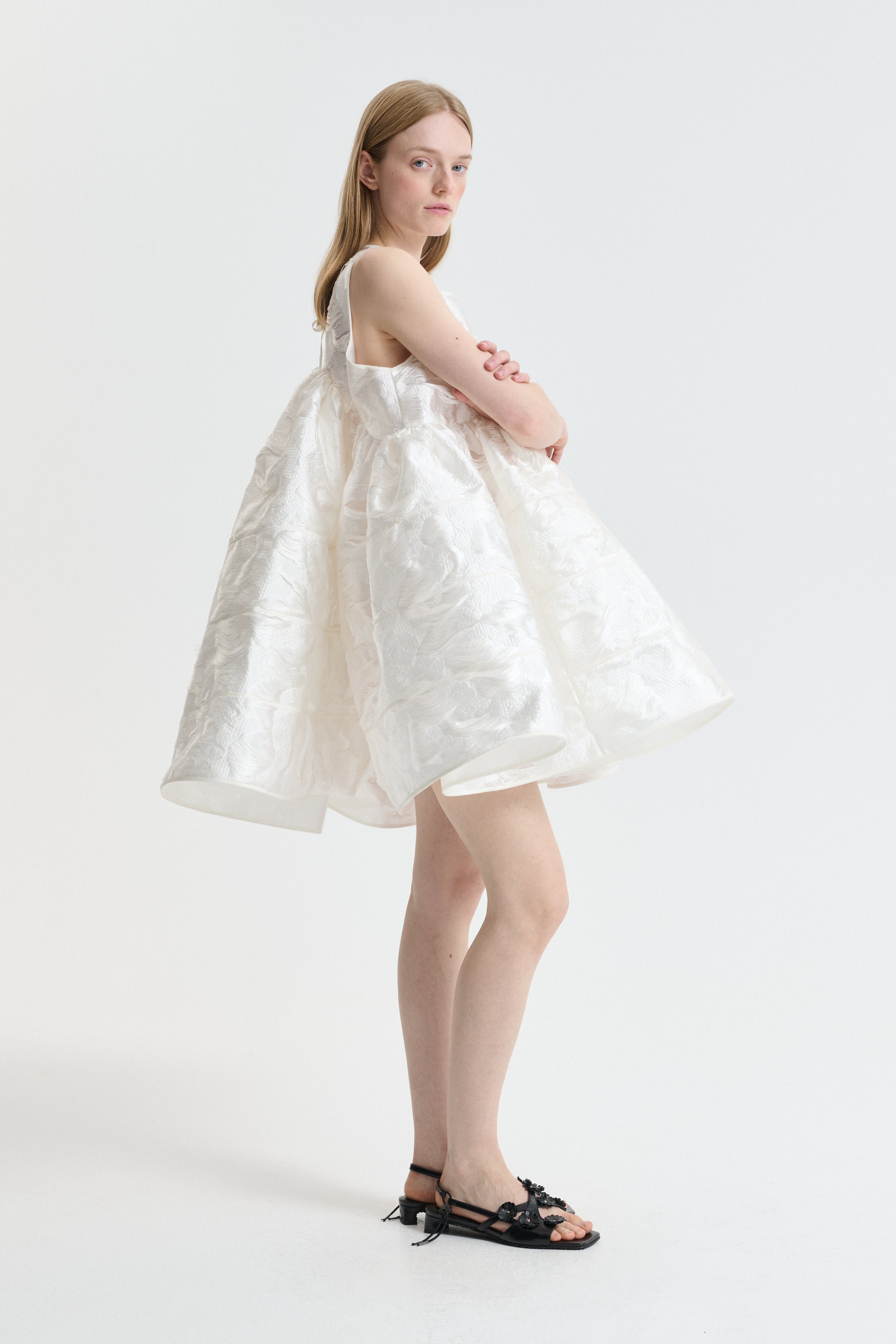 BELLATRIX | DRESS HYNDRANGIA FIL-COUPE WHITE - LOOK 14