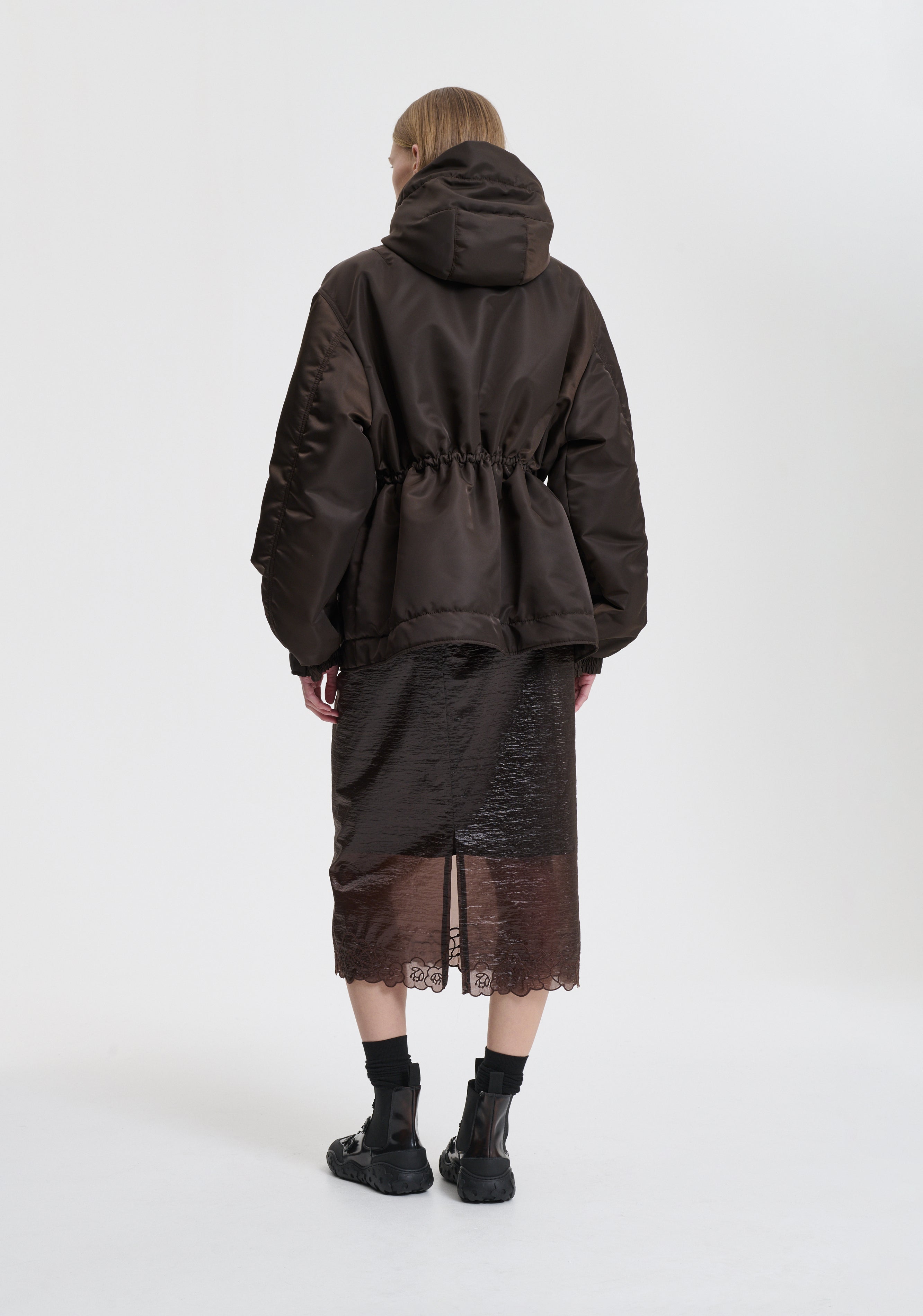 【倖田來未】25th PADDED BLOUSON Lilima - Cropped Okobor™ Alt-Leather Puffer Jacket - Black – Nanushka