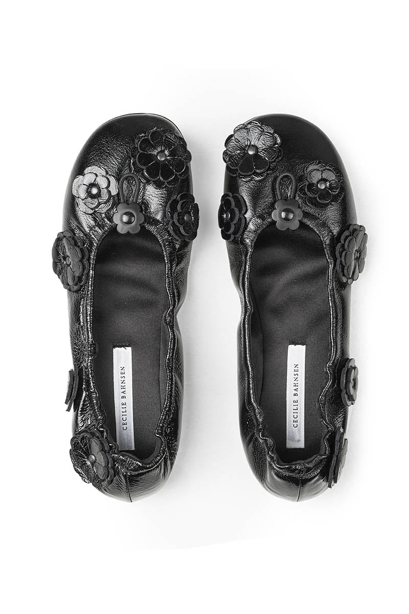 値下げ　Cecilie Bahnsen バレエシューズ BRIELLE | FLAT PATENT LEATHER BLACK