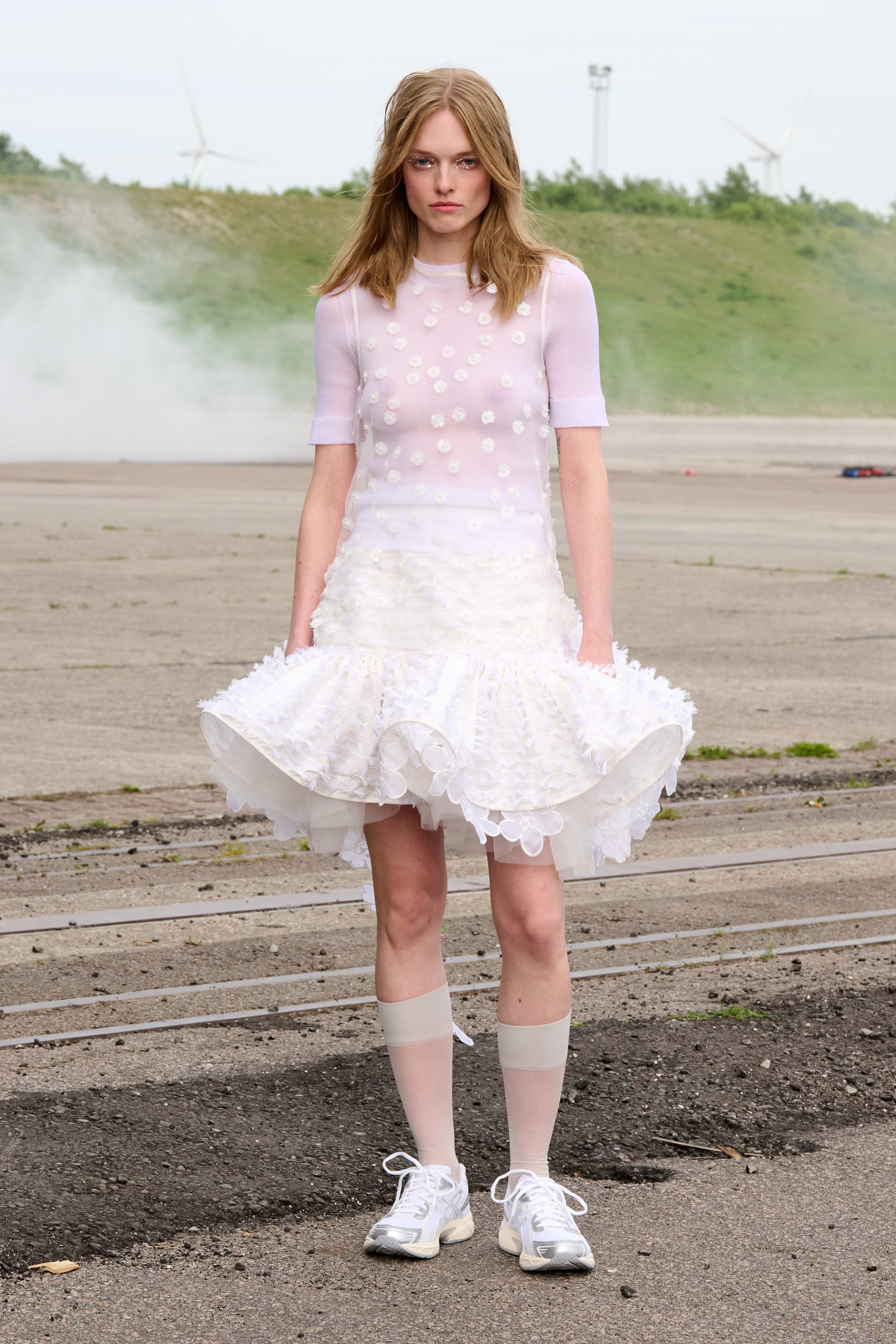 BRONJA | SKIRT FIAMMA FIL-COUPE WHITE - LOOK 17 – Cecilie Bahnsen