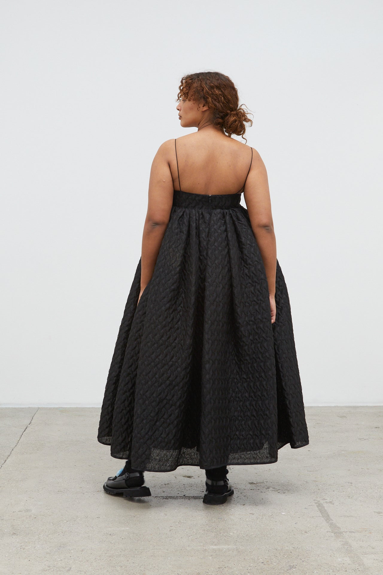 BETH | DRESS LINEN PLISS BLACK BETH | DRESS LINEN PLISS BLACK