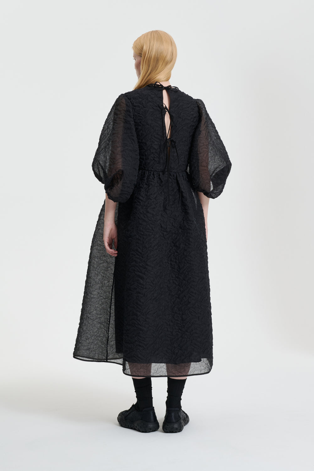 KARMEN | DRESS NIMBUS MATELASSÉ BLACK