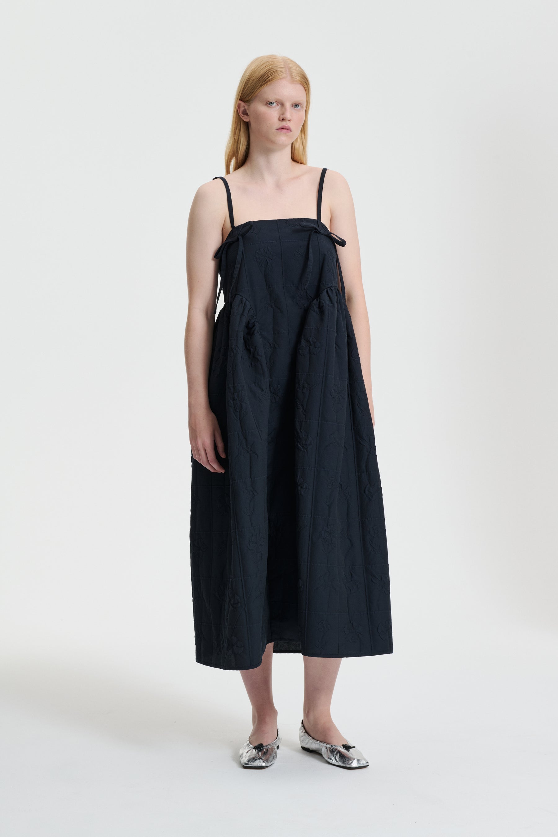 AMBRA | DRESS FLORA MATELASSÉ NAVY