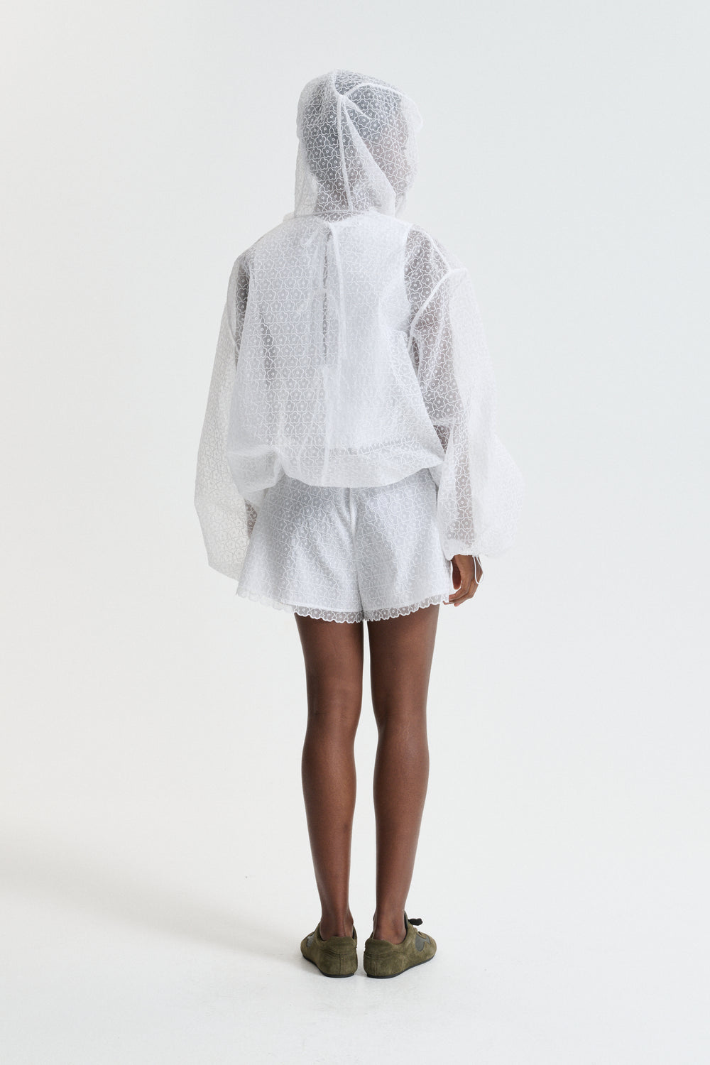 CBSHILA | HOODIE WINDFLOWER EMB WHITE