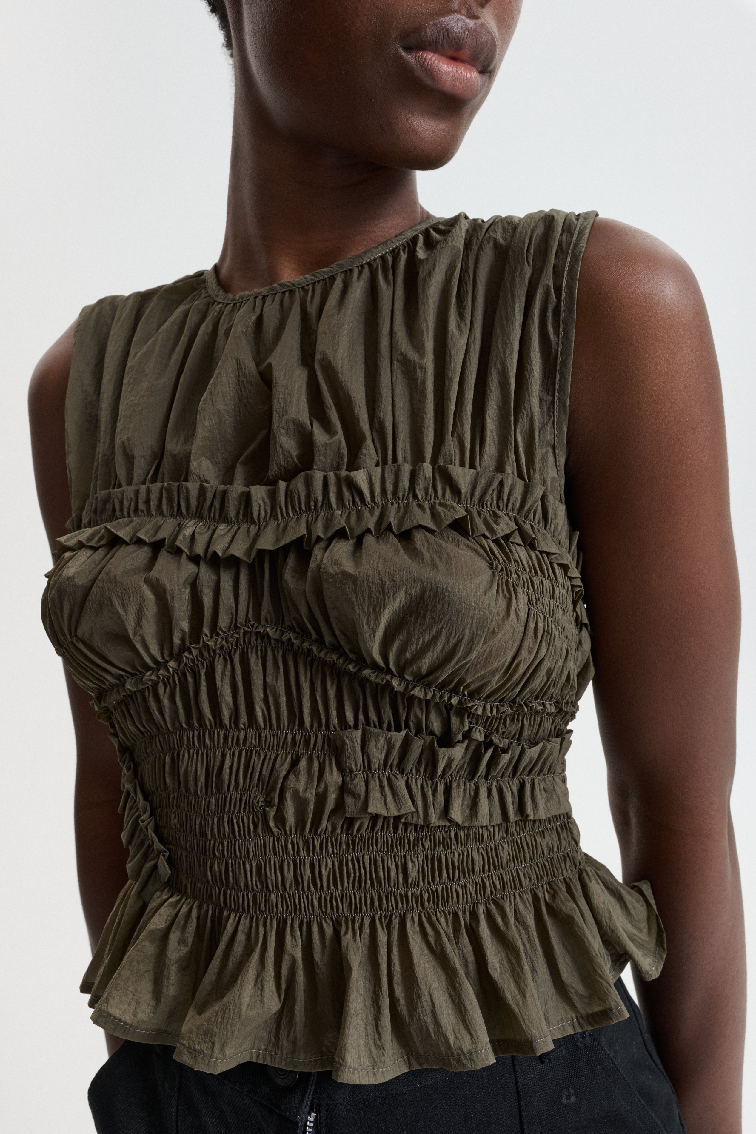 CBUPHI | TOP SHEER RIPSTOP OLIVE – Cecilie Bahnsen