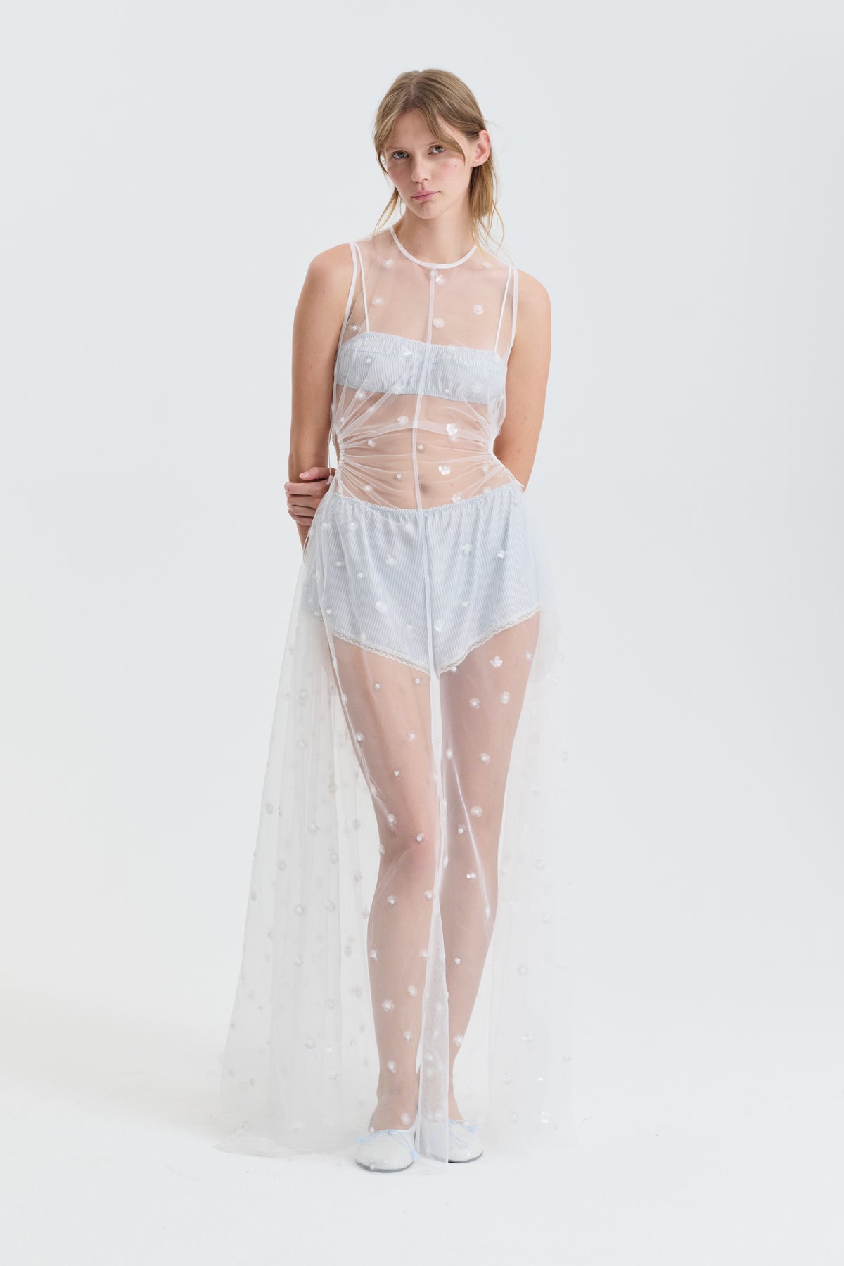 CBFANNETTE | GOWN SEQUIN BLOSSOM TULLE CLEAR