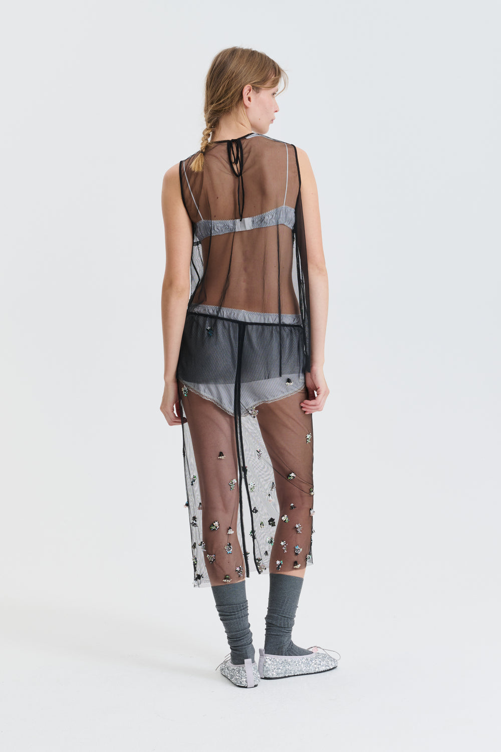 CBALBA | TOP WILDFLOWER APPLIQUÈ BLACK MULTI