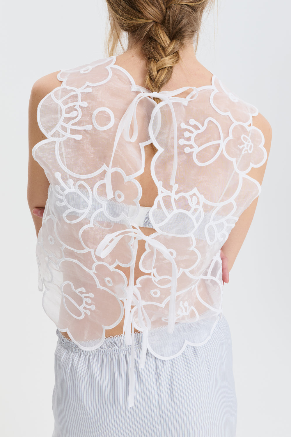CBBLAKE | TOP EMBROIDERED MYRTIA WHITE