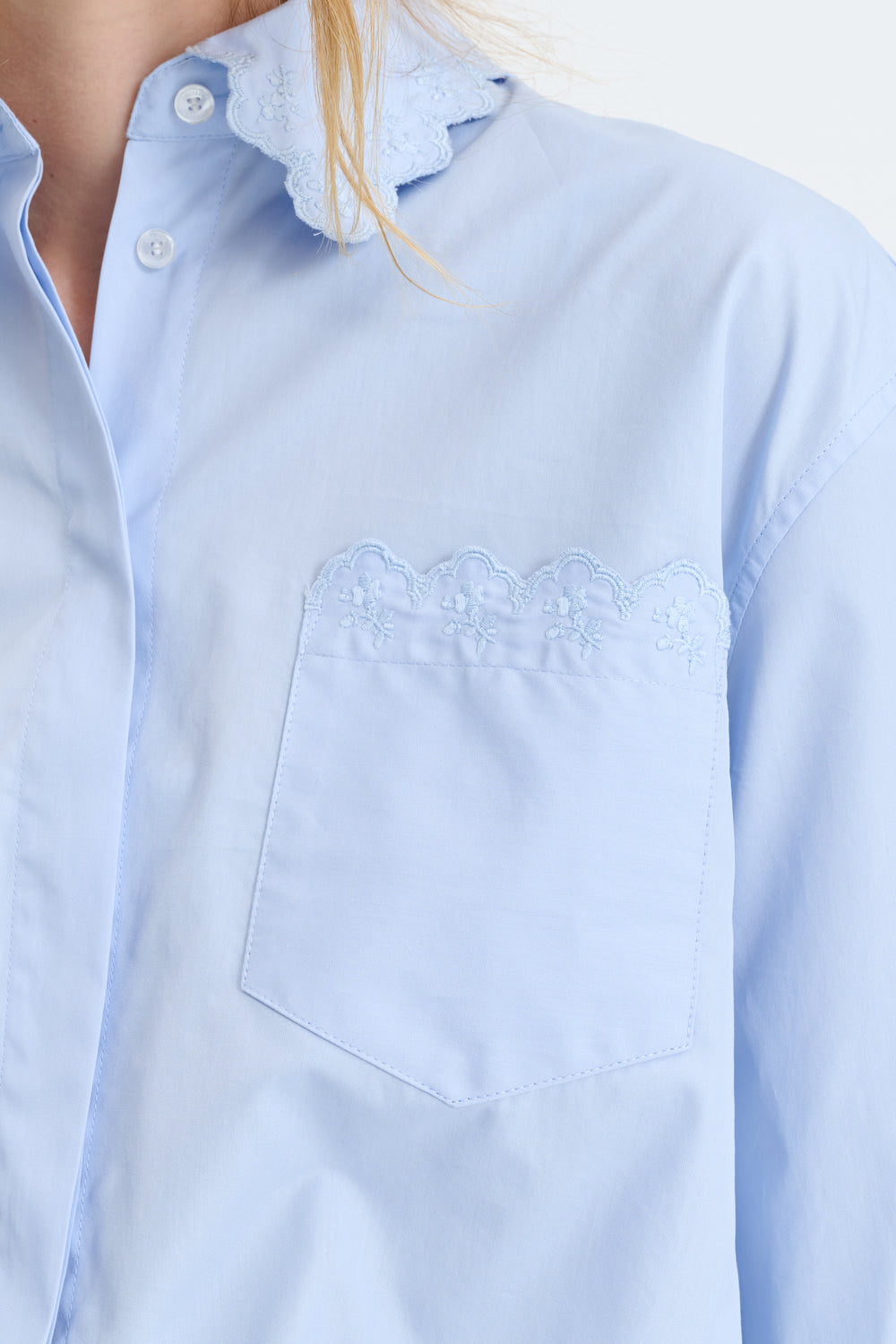 CBGEA | SHIRT EMBROIDERED COTTON LIGHT BLUE