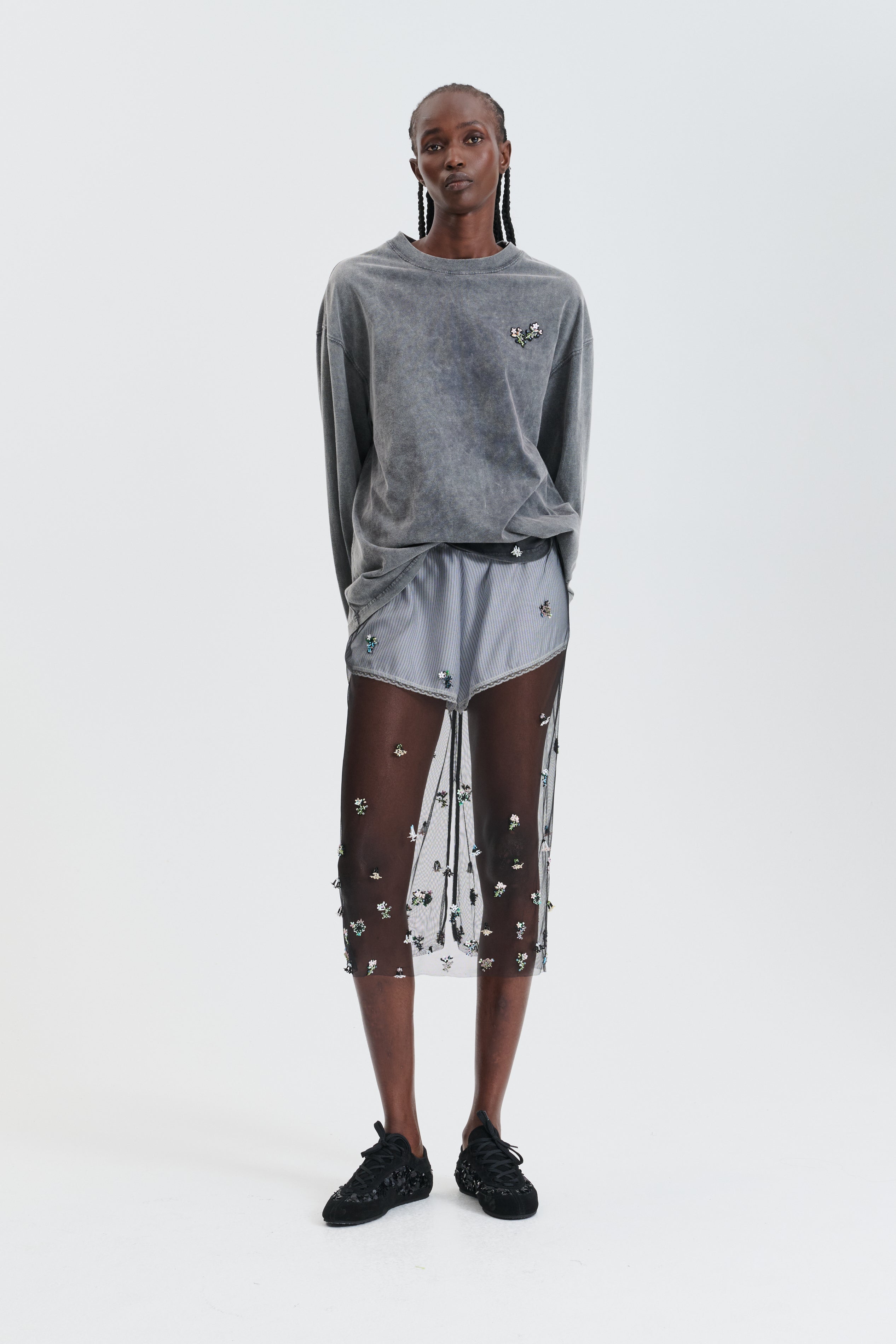 CBBRIA | SKIRT WILDFLOWER APPLIQUÈ BLACK MULTI