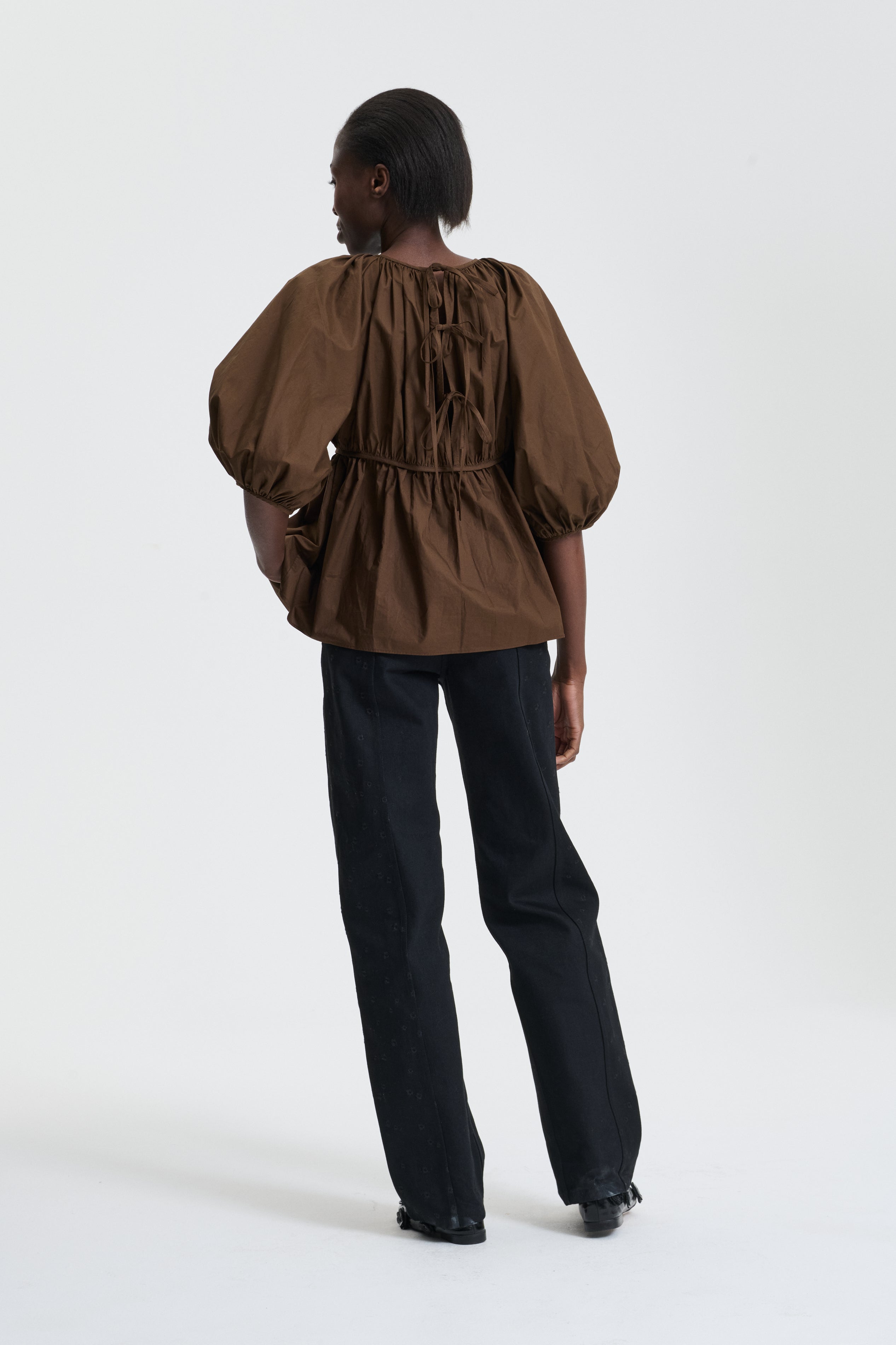 AMO | TOP COTTON BROWN – Cecilie Bahnsen