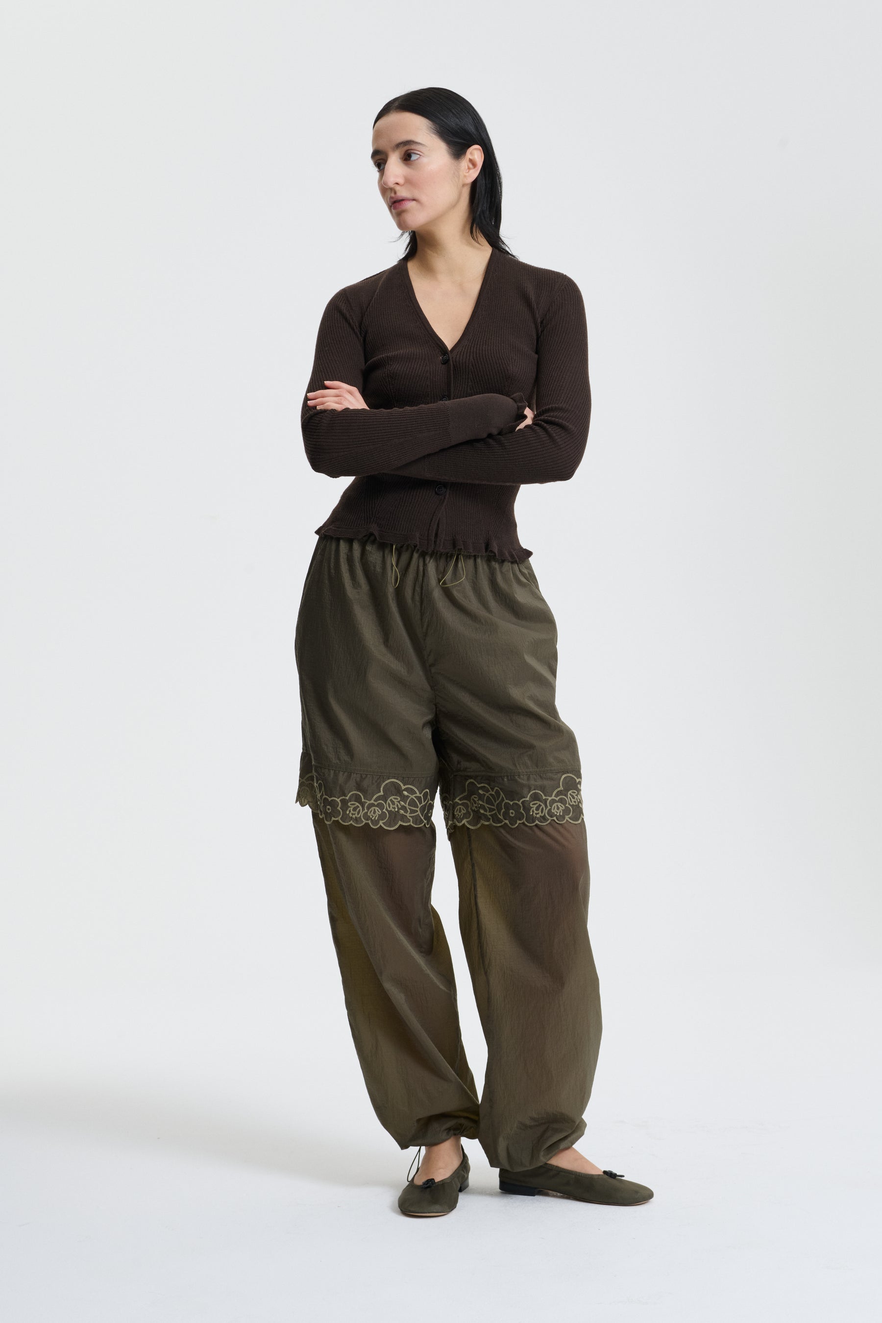 【Cecilie Bahnsen】BIANCA PANTS BIANCA | JOGGERS EMBROIDERED RIPSTOP OLIVE