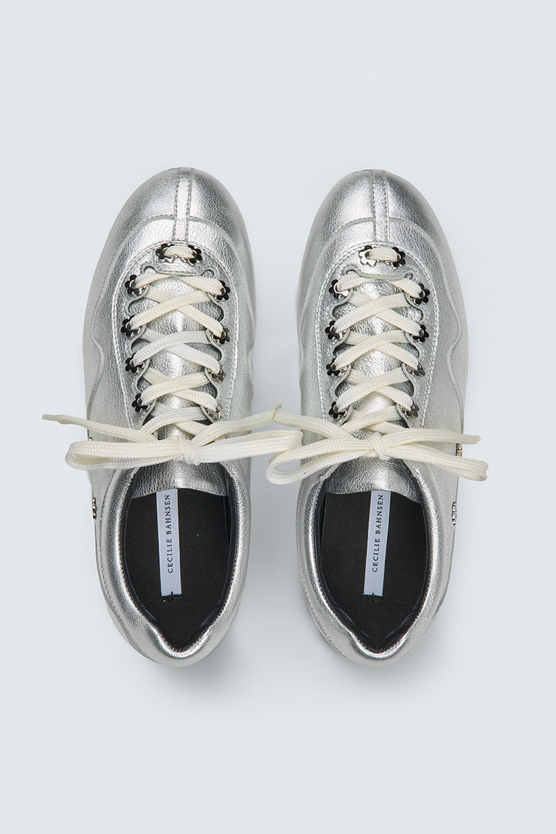 CBBLAISE | STUD SNEAKERS LEATHER SILVER