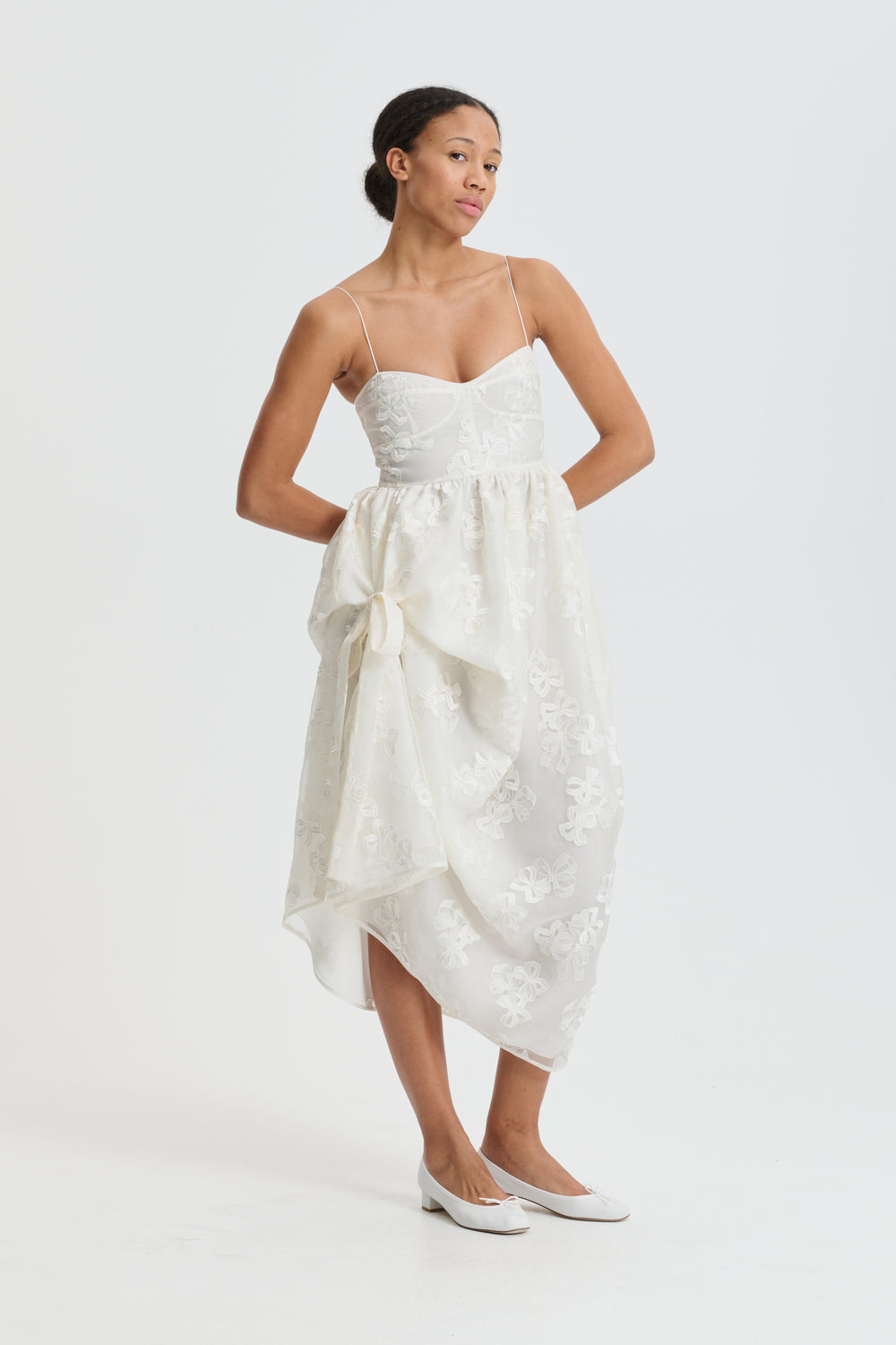 CBFEO | DRESS ROSETTE ORGANZA EMB VINTAGE IVORY
