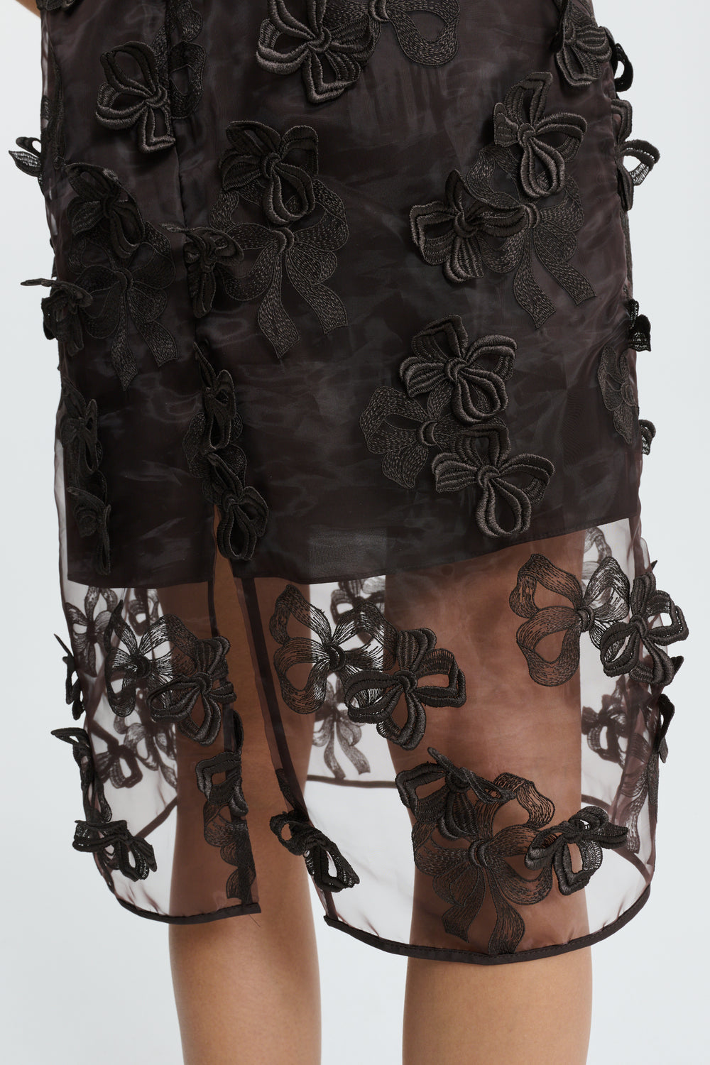 CBDEVIN | DRESS ROSETTE ORGANZA EMB BROWN