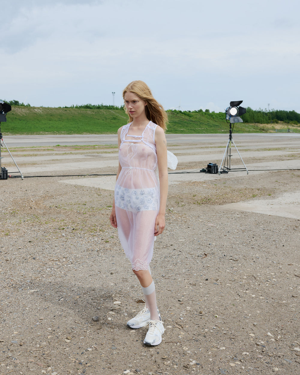 BARR | DRESS LIQUID MYRTIA WHITE - LOOK 23