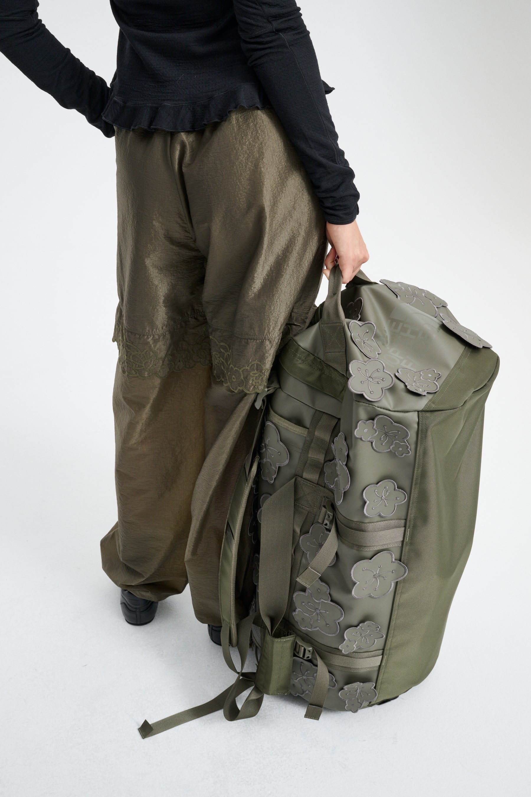 THE NORTH FACE X CECILIE BAHNSEN AUDREY BASE CAMP DUFFEL (M) OLIVE