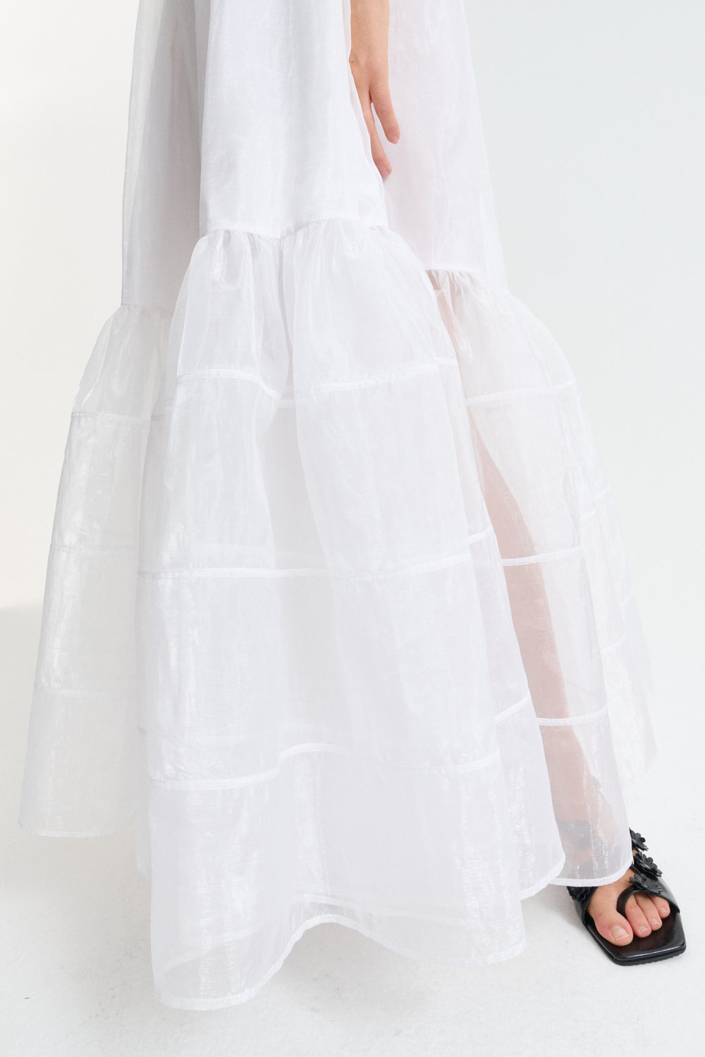 CBDOLLY | GOWN LIQUID MYRTIA WHITE