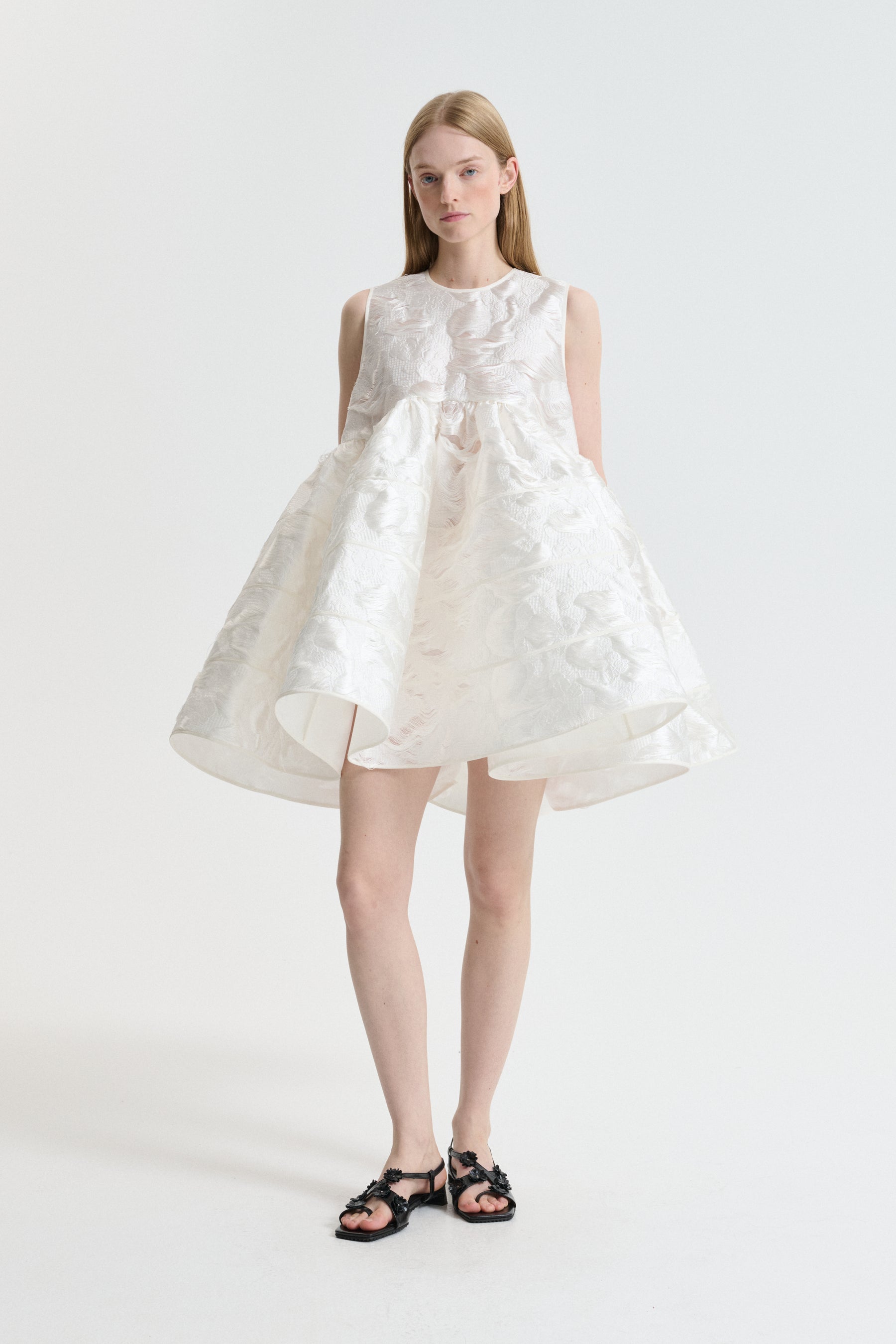 BELLATRIX | DRESS HYNDRANGIA FIL-COUPE WHITE - LOOK 14