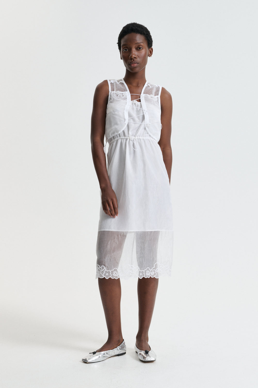 BONA | VEST LIQUID MYRTIA WHITE