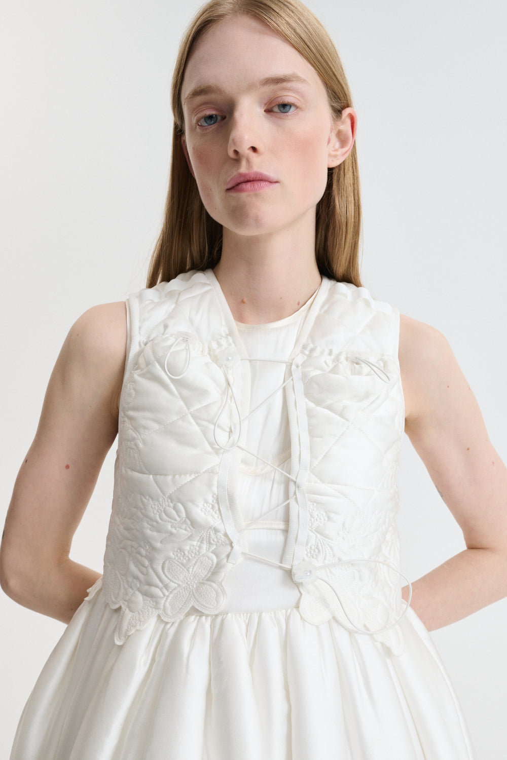 DORTHE | DRESS WADDED SILK SATIN WHITE - LOOK 26