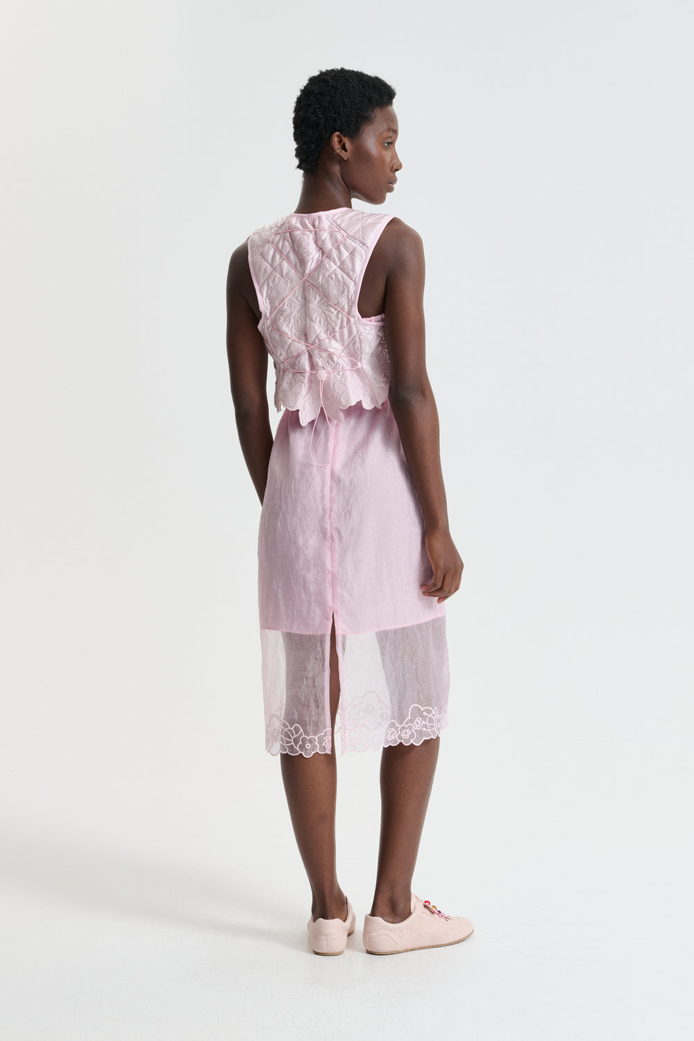 BRENO | VEST EMB SILK QUILT SOFT PINK