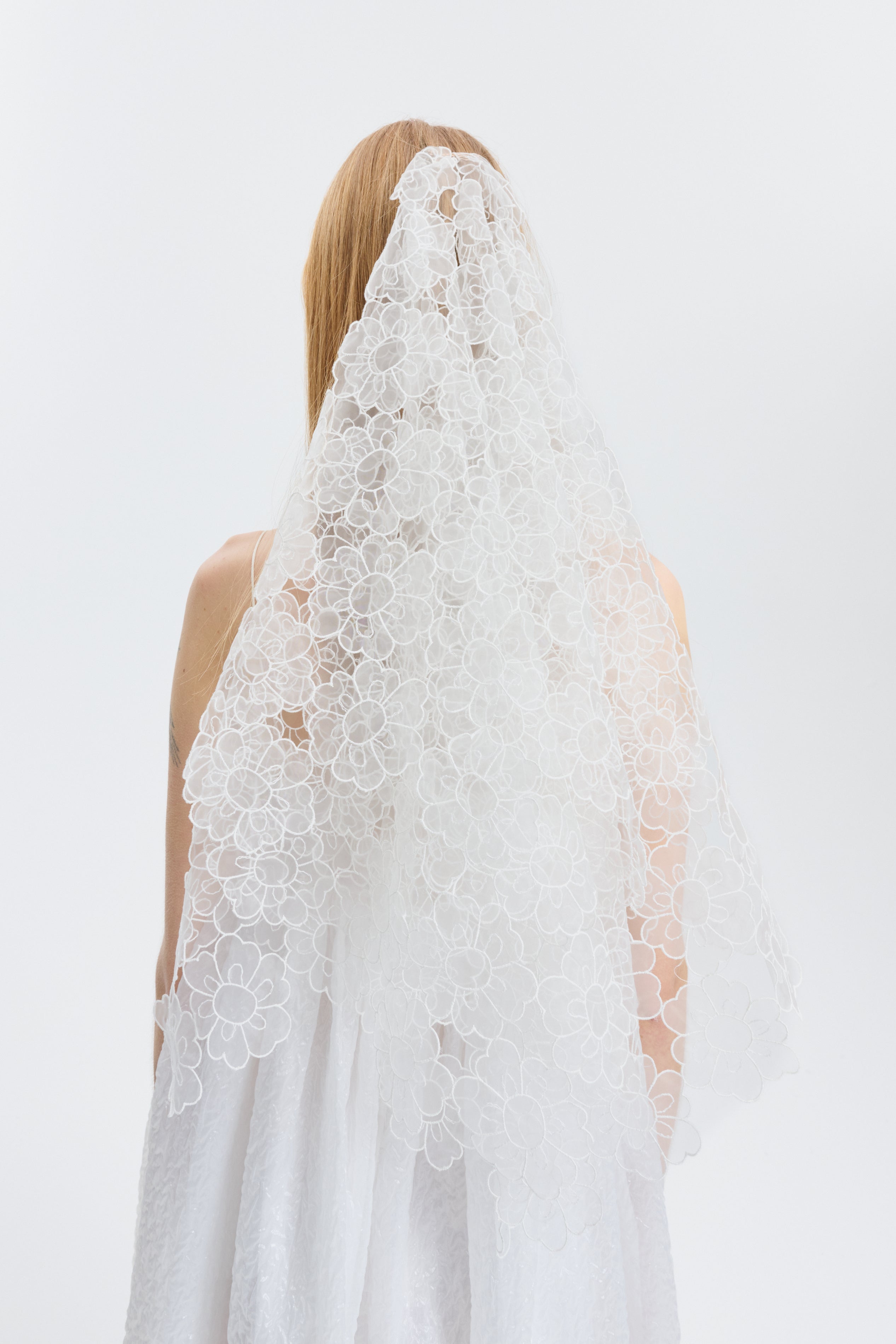 SIGGA | VEIL MAGNOLIA EMBROIDERY | WHITE