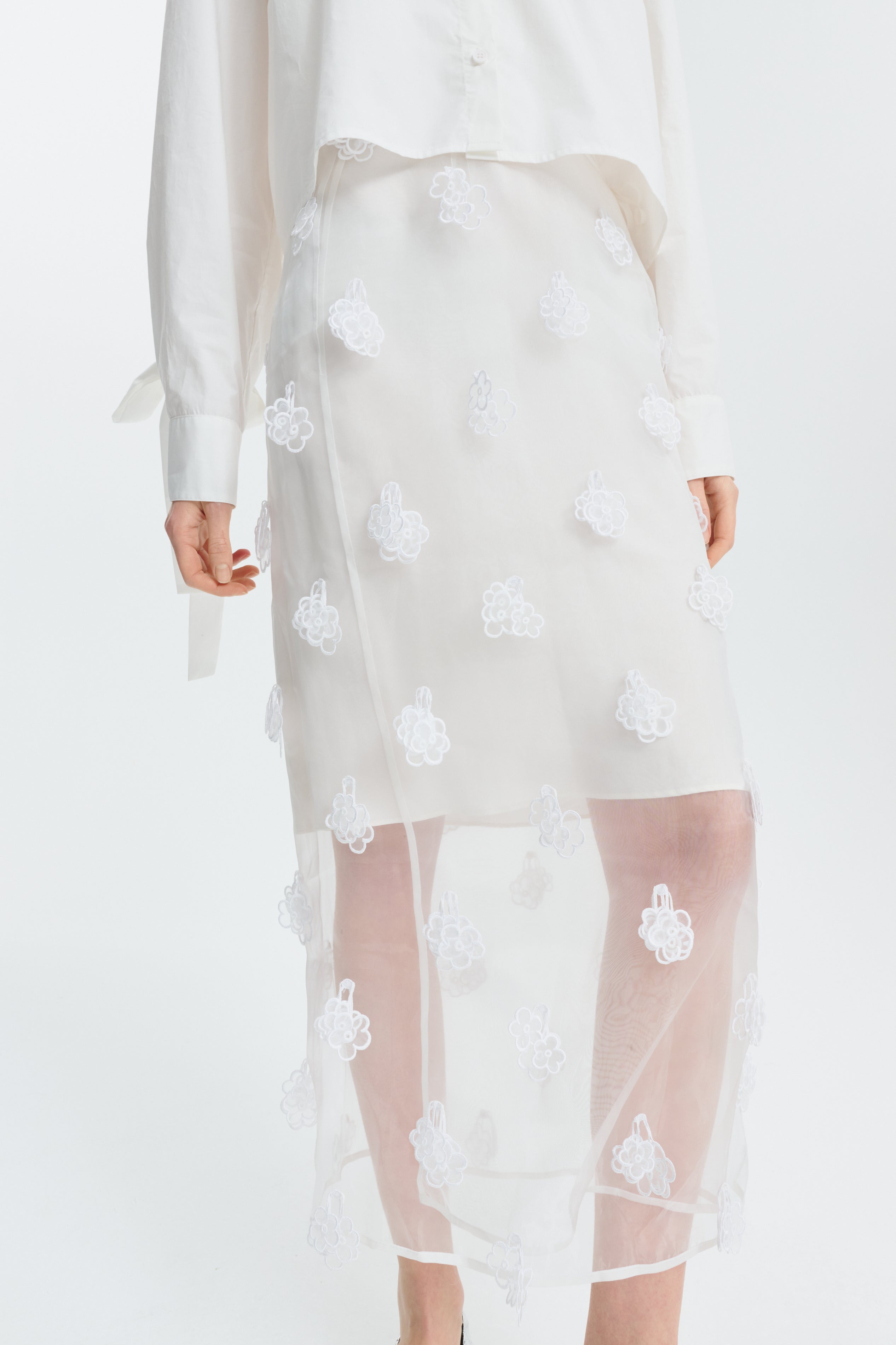 APRIL | SKIRT KIRI EMBROIDERY WHITE BRIDAL – Cecilie Bahnsen