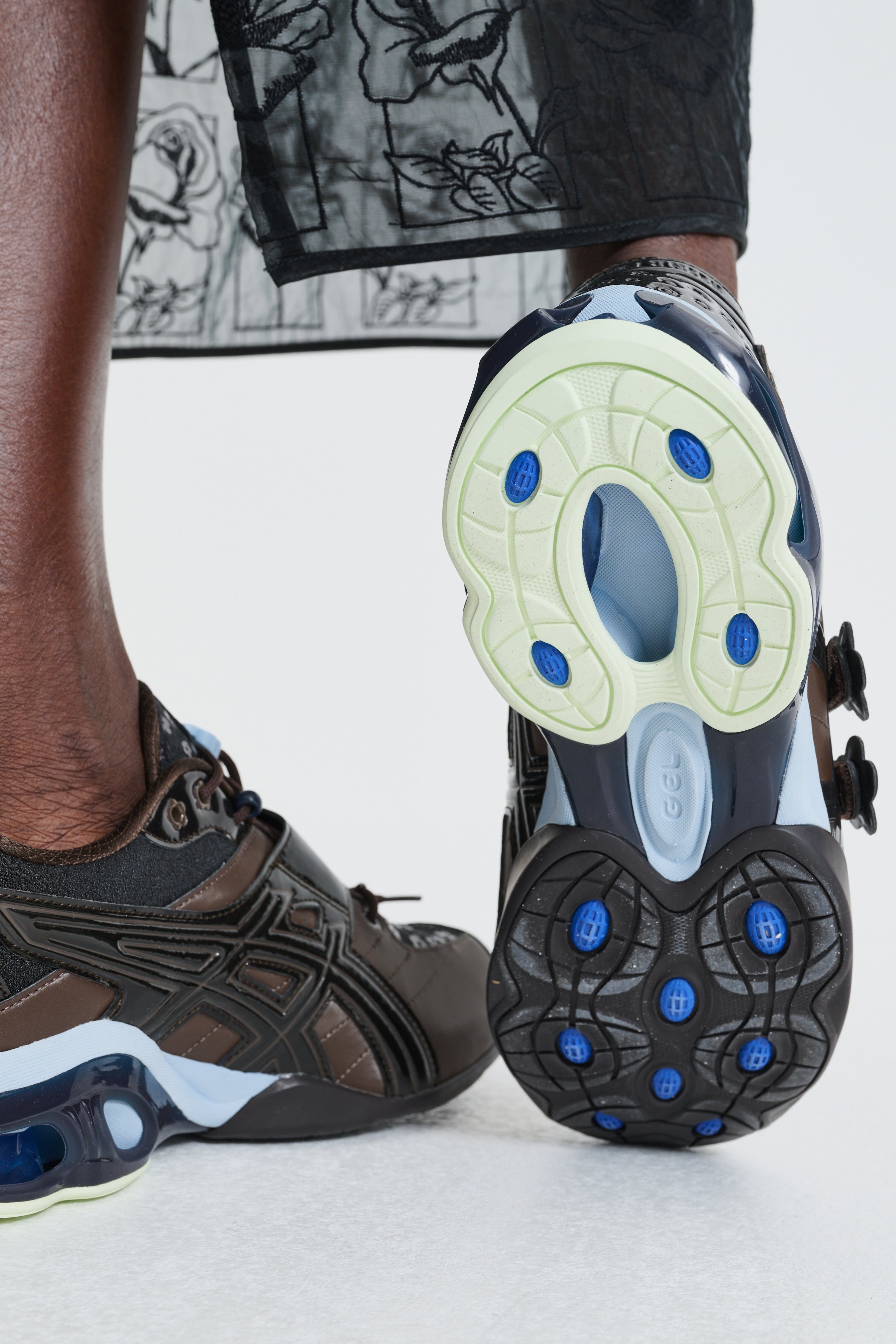ASICS GEL-KINETIC FR | BLACK COFFEE