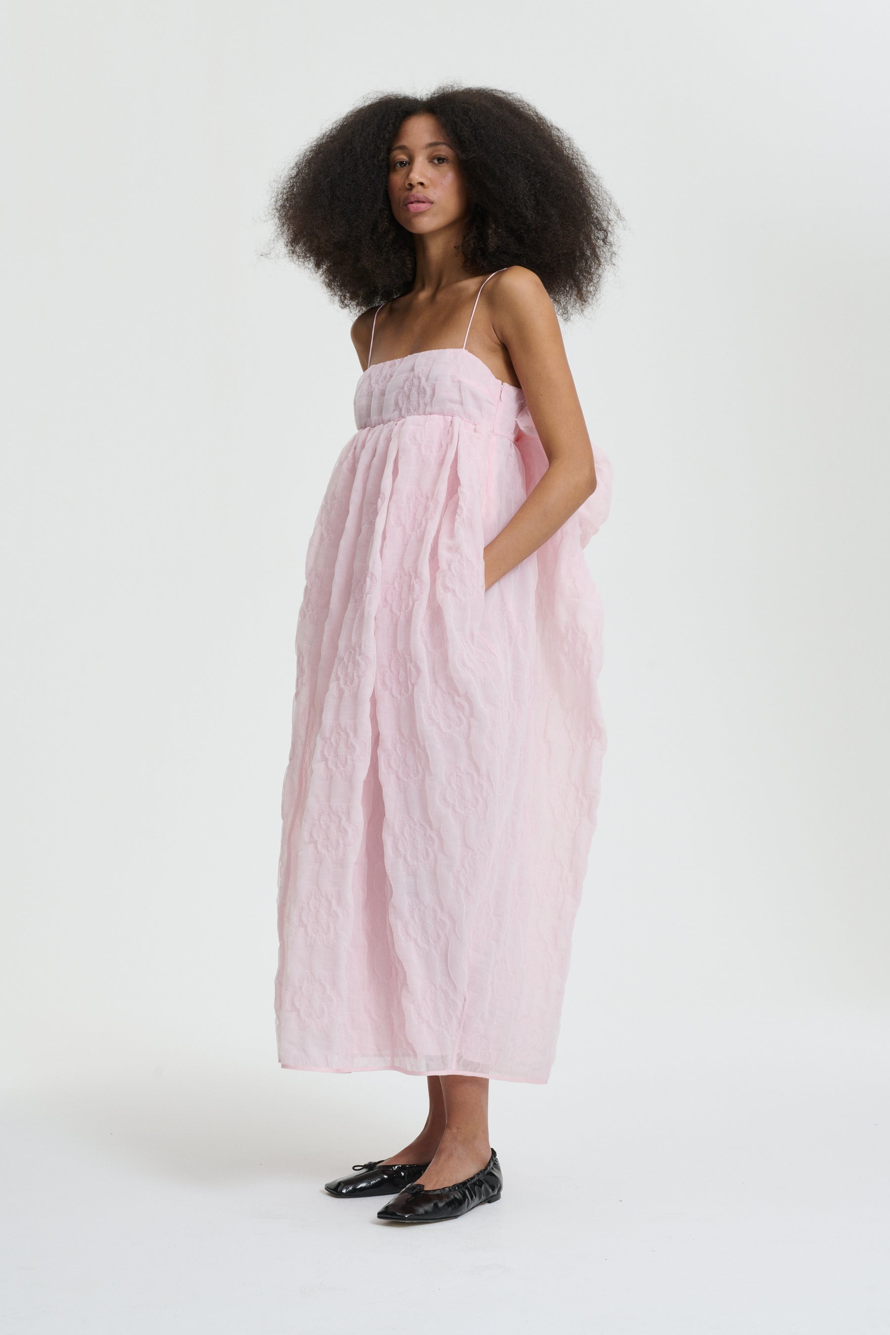 VILMA | DRESS AVENS MATELASSÉ PINK