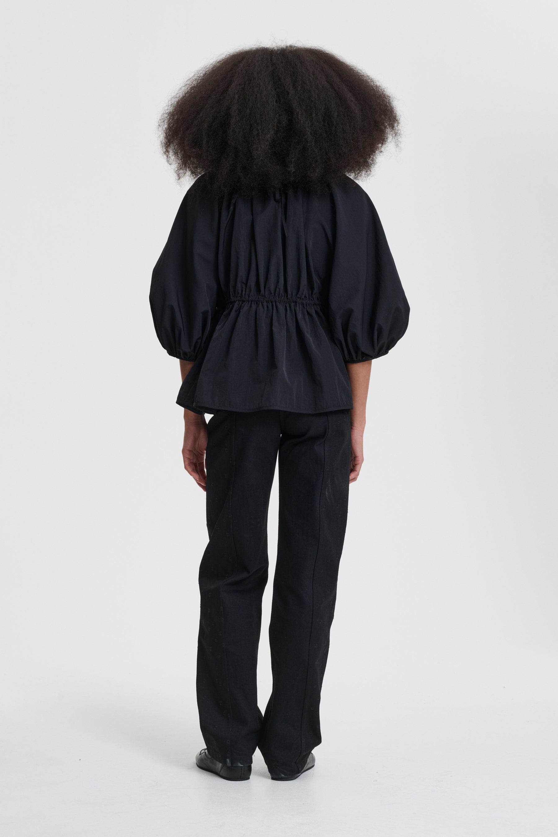 katie VICTORIA tulle puff tee ブラック TULLE RUFFLE TOP – Viktor&Rolf