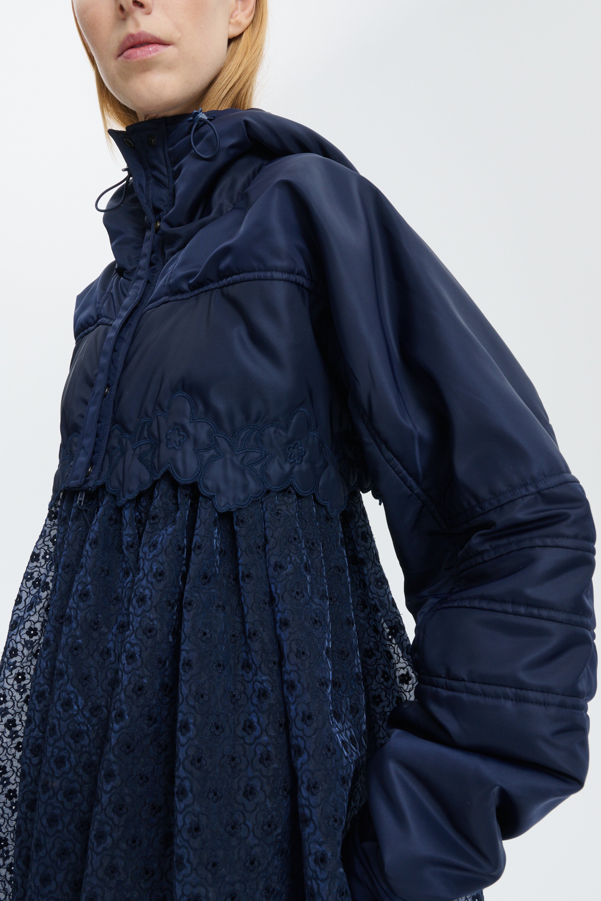 CBFINNUR | JACKET EMB TECHNICAL NYLON NAVY