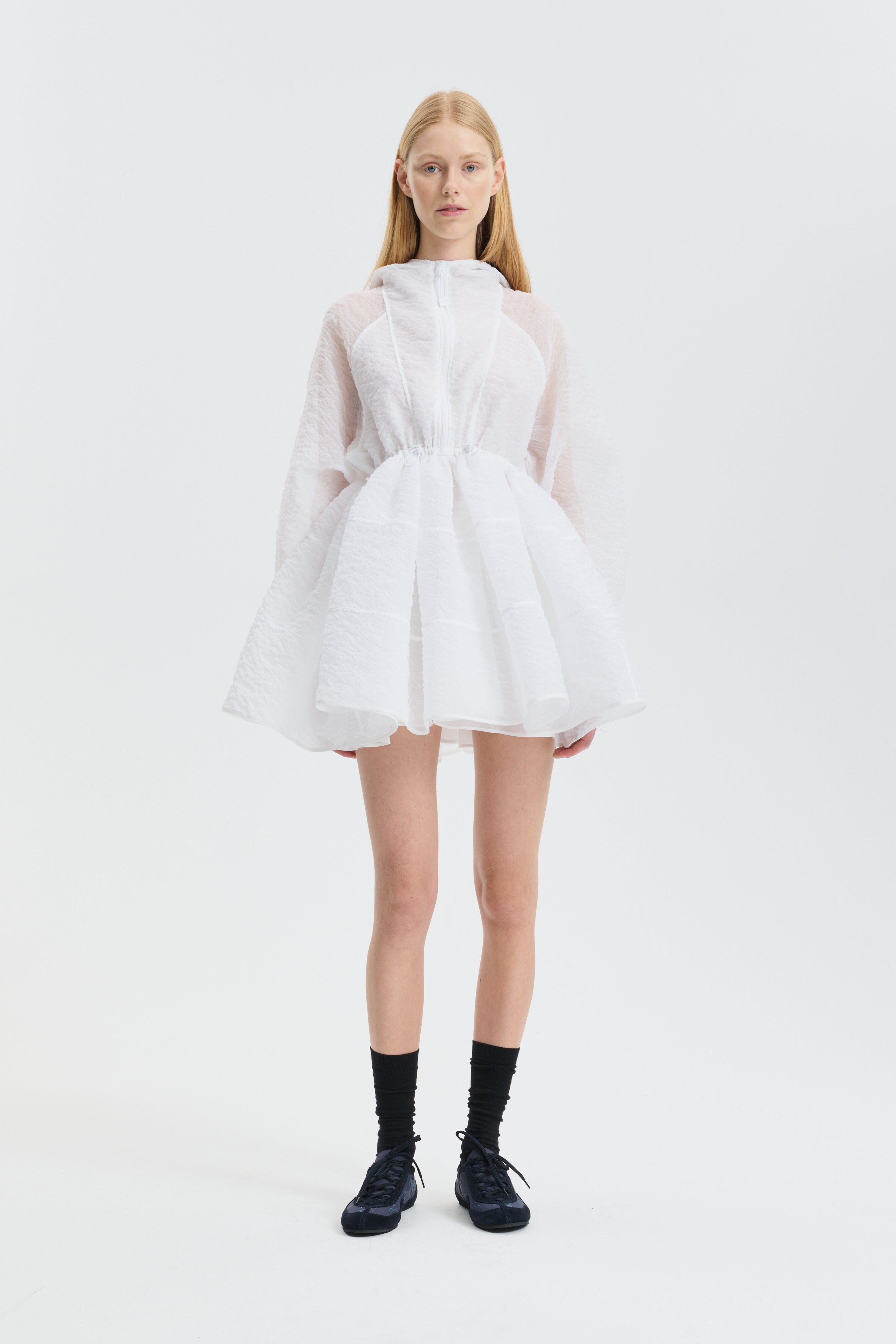 CBFREESIA | DRESS BRODIA MATELASSÉ WHITE