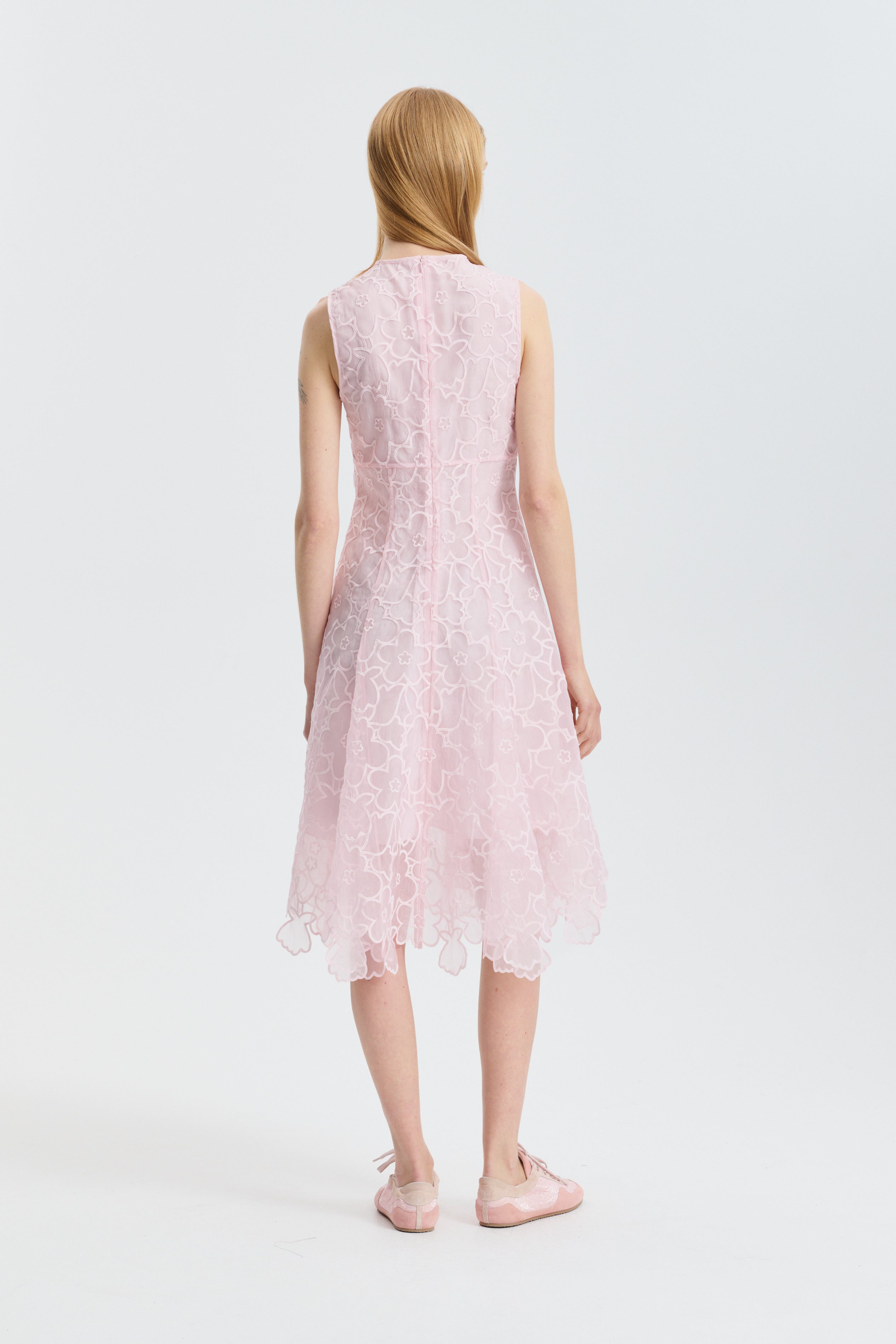 CBFORESS | DRESS CORANITA EMBROIDERY BLUSH PINK