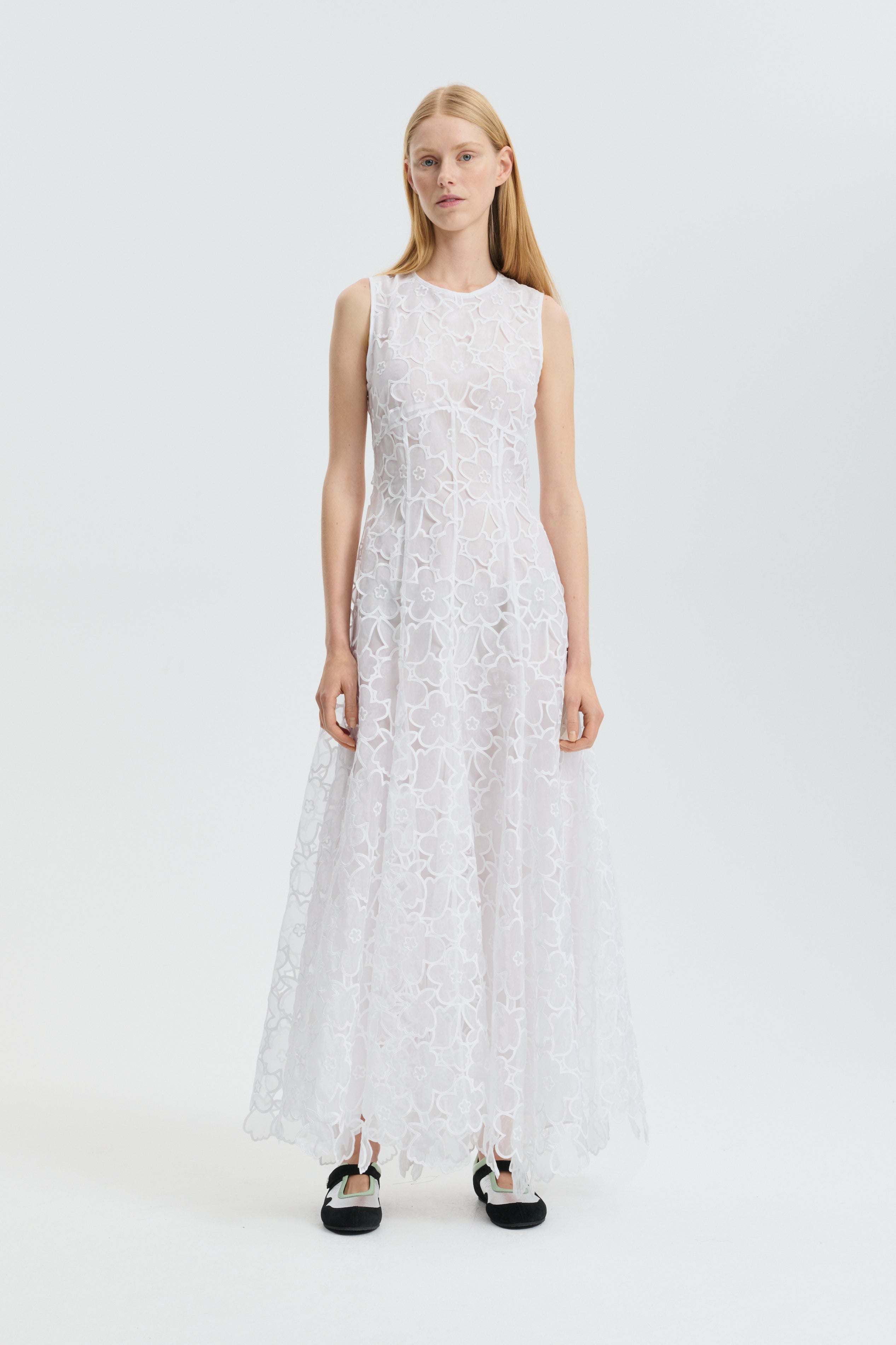 CBFOWE | GOWN CORANITA EMBROIDERY WHITE