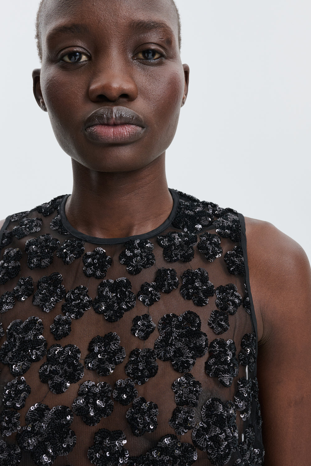 CBFEEBA | TOP UME FLORAL SEQUINS BLACK