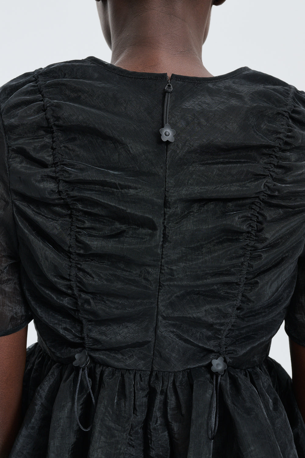 CBFIMEN | TOP LIQUID MYRTIA BLACK
