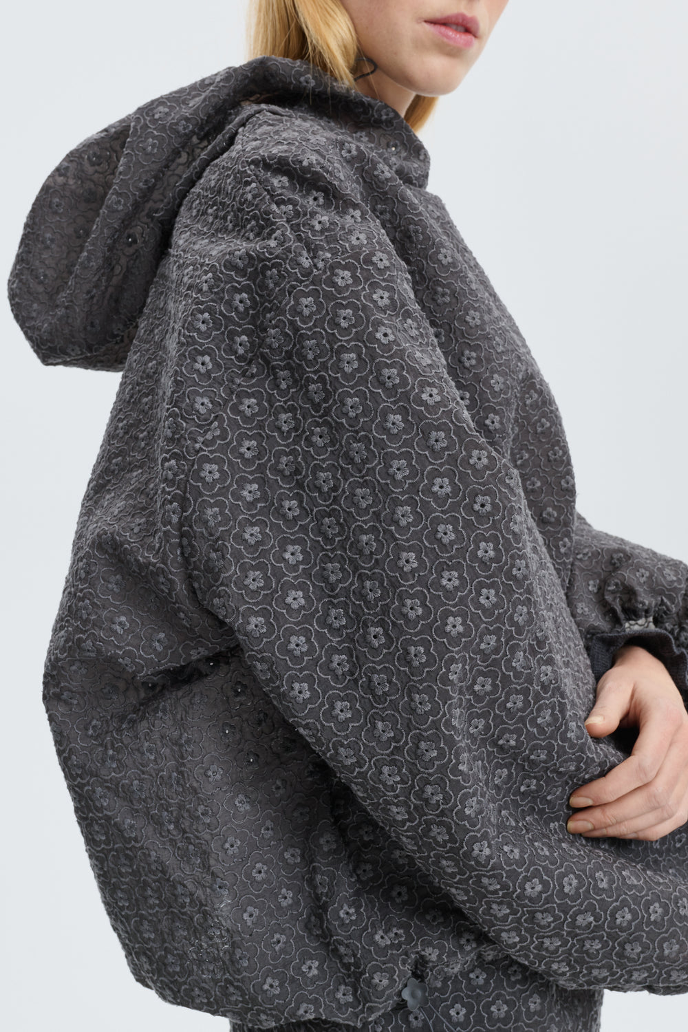 CBSHILA | HOODIE MEADOW EMBROIDERY GREY