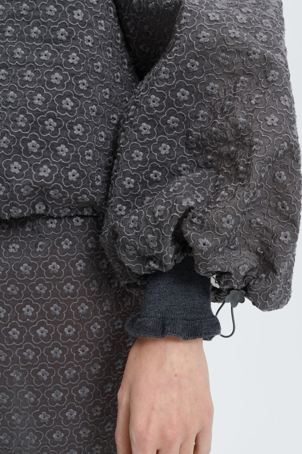 CBSHILA | HOODIE MEADOW EMBROIDERY GREY