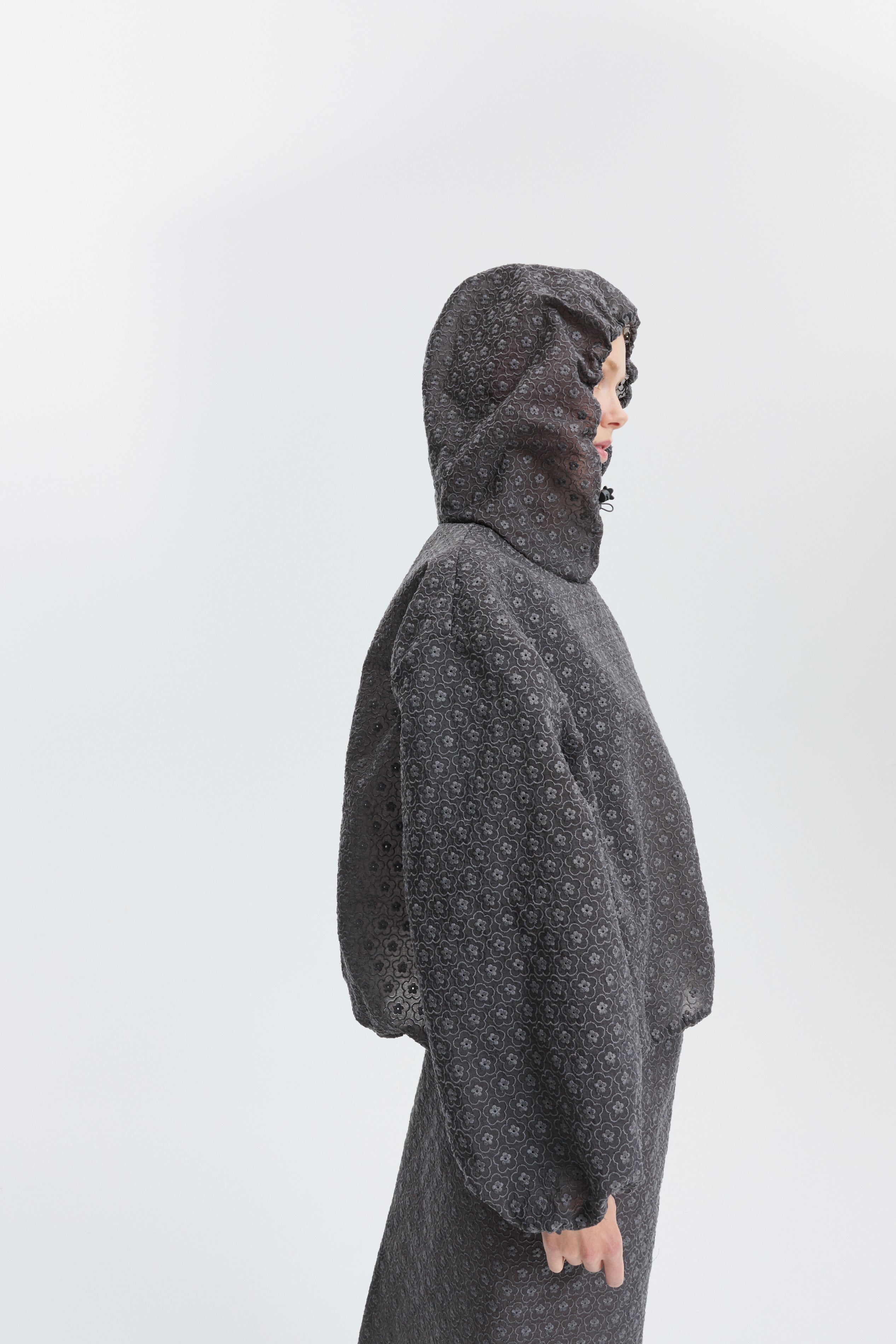 CBSHILA | HOODIE MEADOW EMBROIDERY GREY