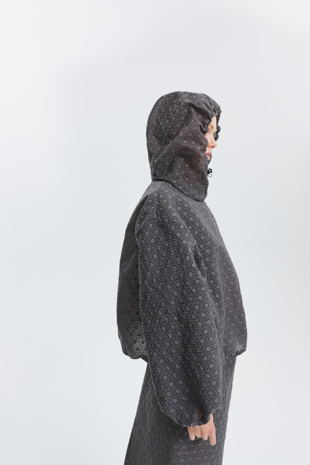 CBSHILA | HOODIE MEADOW EMBROIDERY GREY