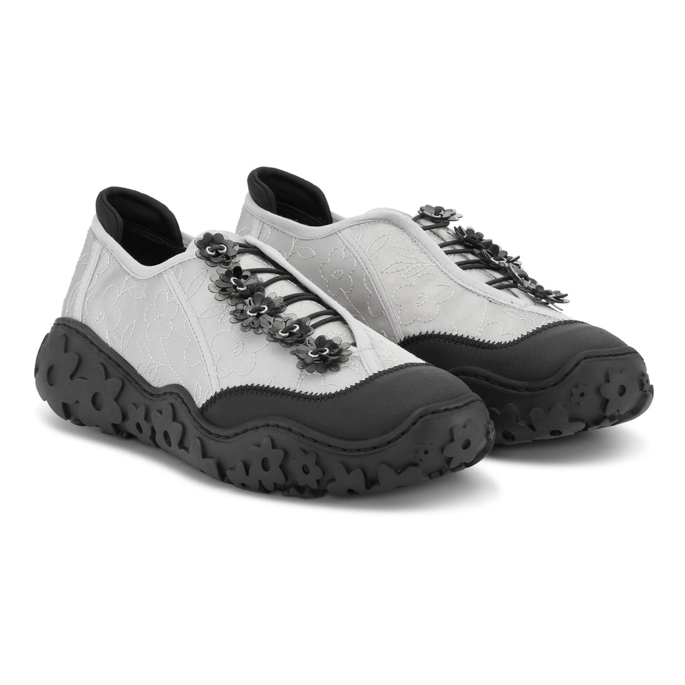 ALINA | SNEAKER EMBROIDERED SATIN GREY