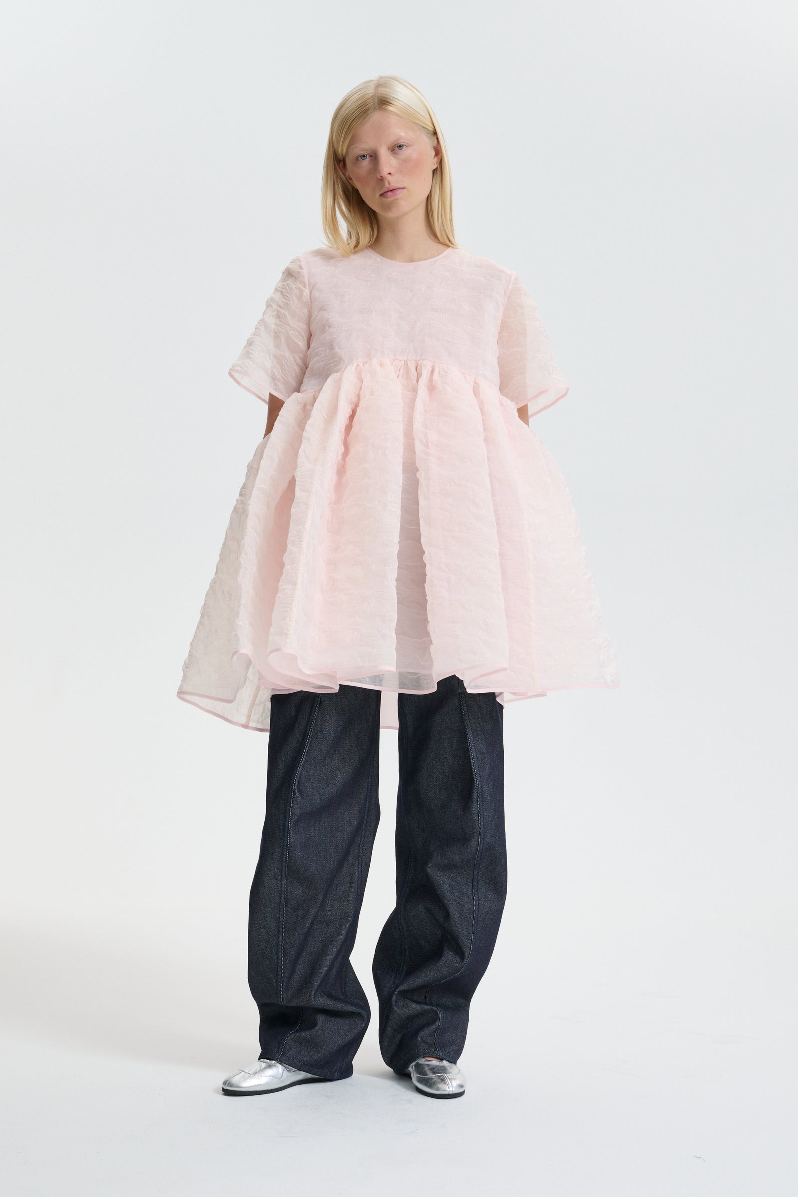 CBBRITNEY | DRESS PLUMERIA MATELASSÉ LIGHT PINK