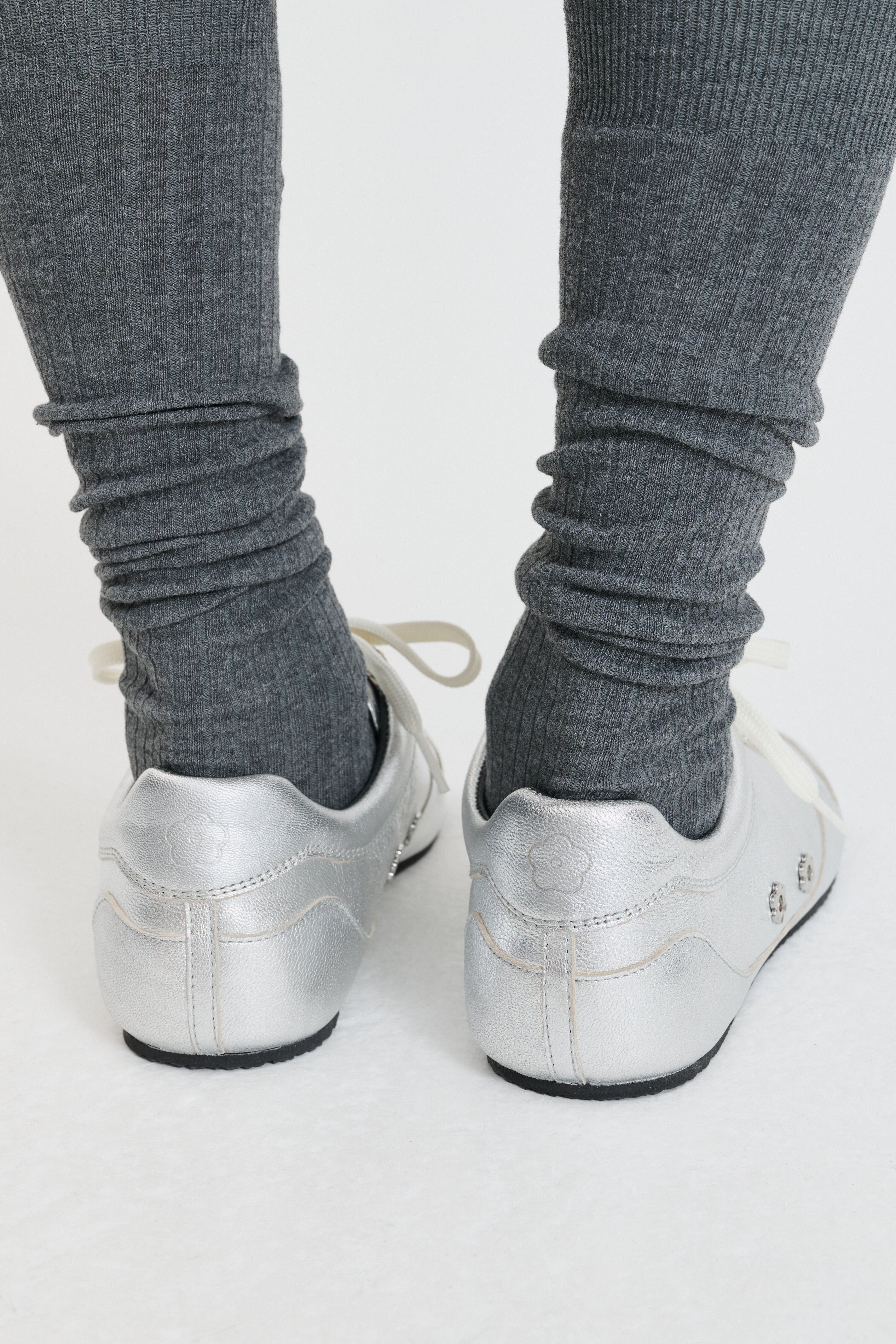 CBBLAISE | STUD SNEAKERS LEATHER SILVER