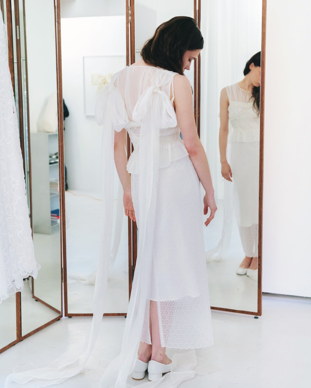 UPHI | TOP ORGANZA SILK | WHITE