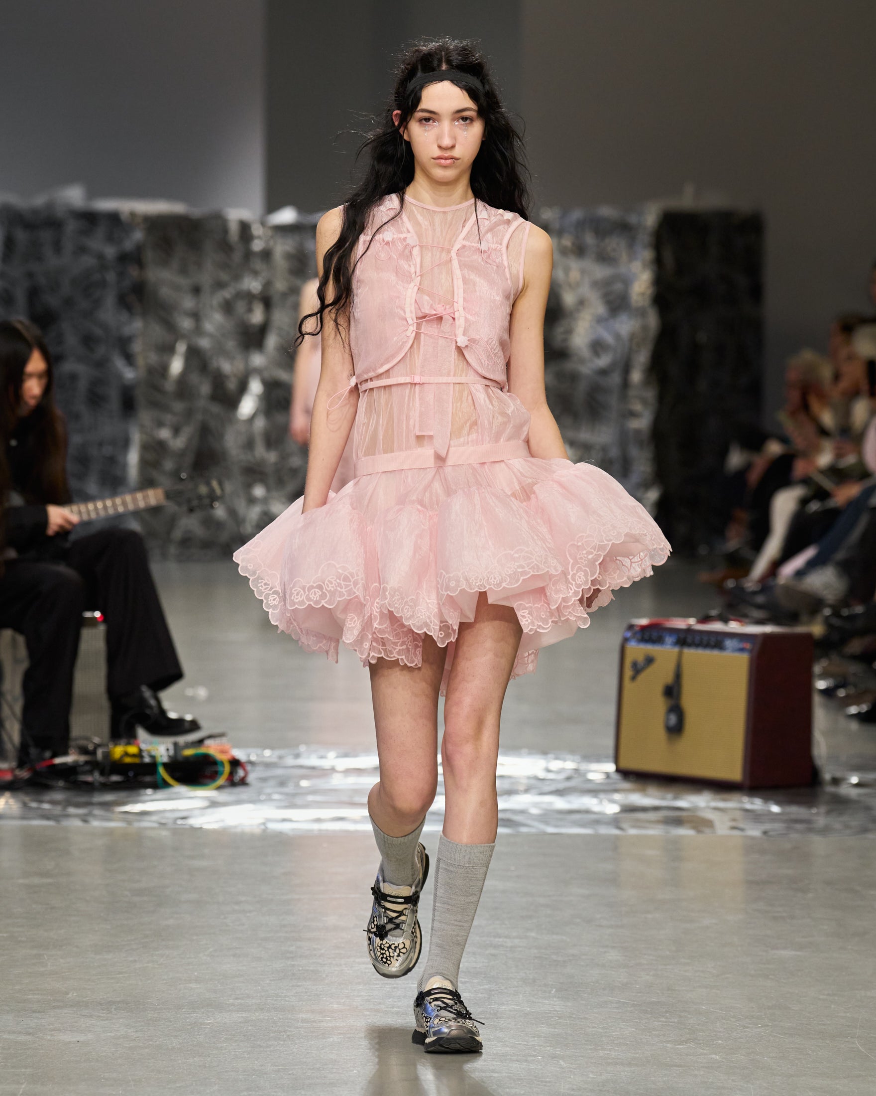 Cecilie_Bahnsen_FW25_01.jpg?